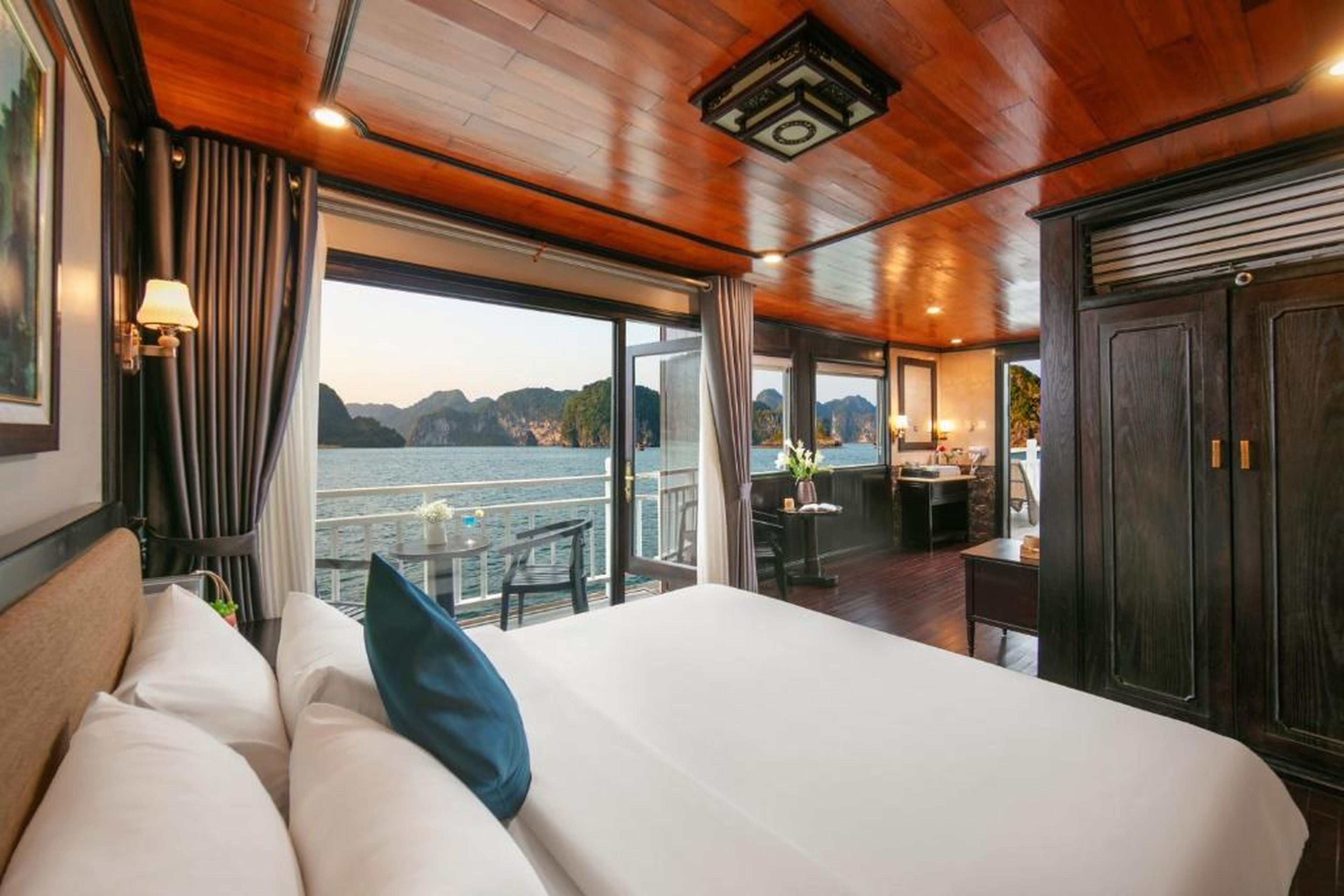 Arcady Boutique Cruise - Hình 2