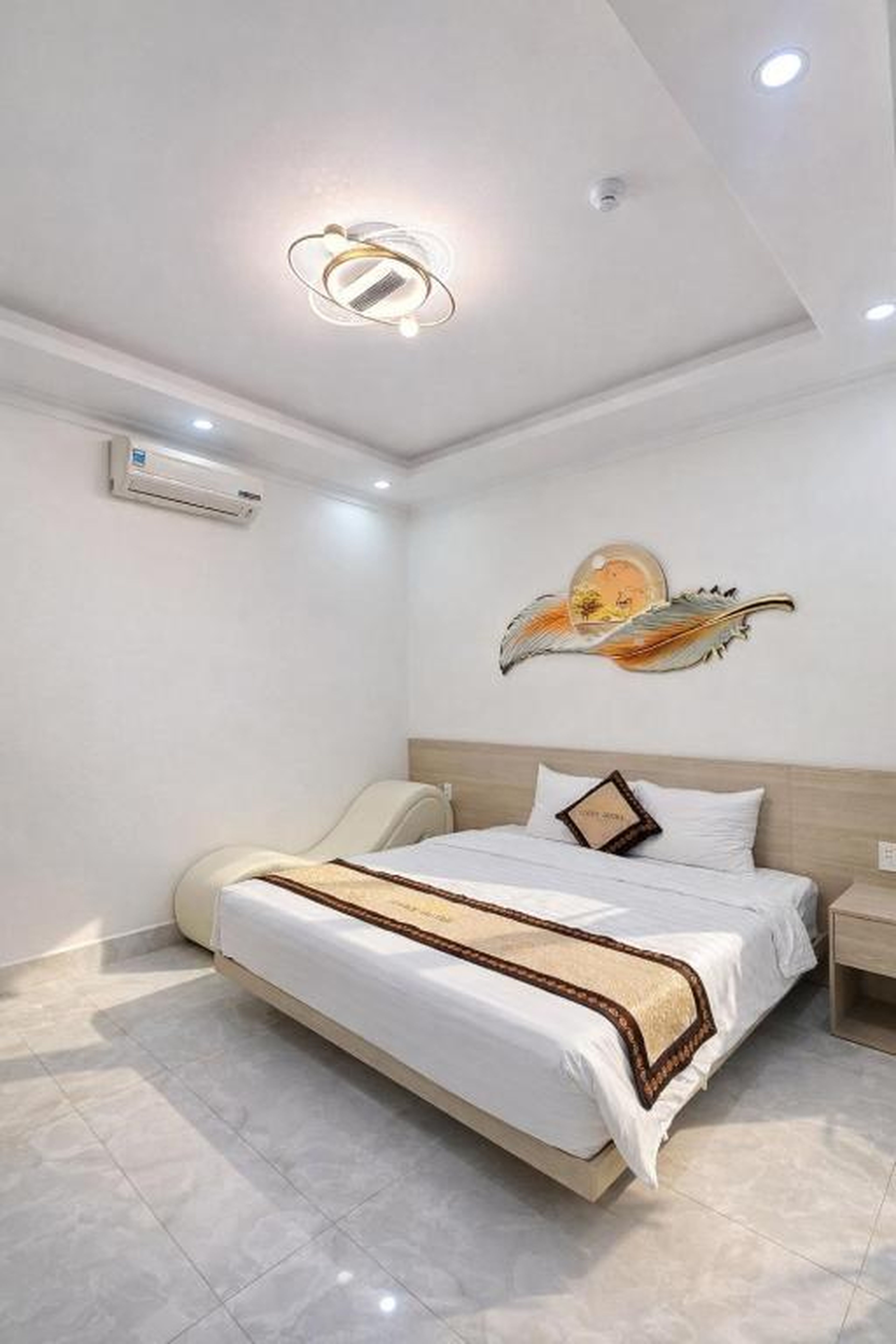 Lucky Hotel Uông Bí - Hình 32