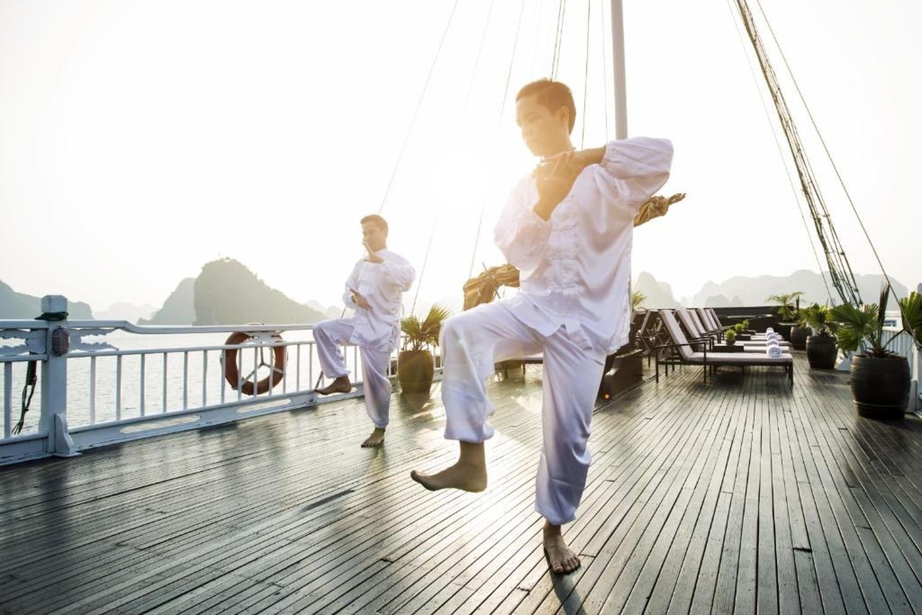 Hera Grand Luxury Cruise - Hình 9