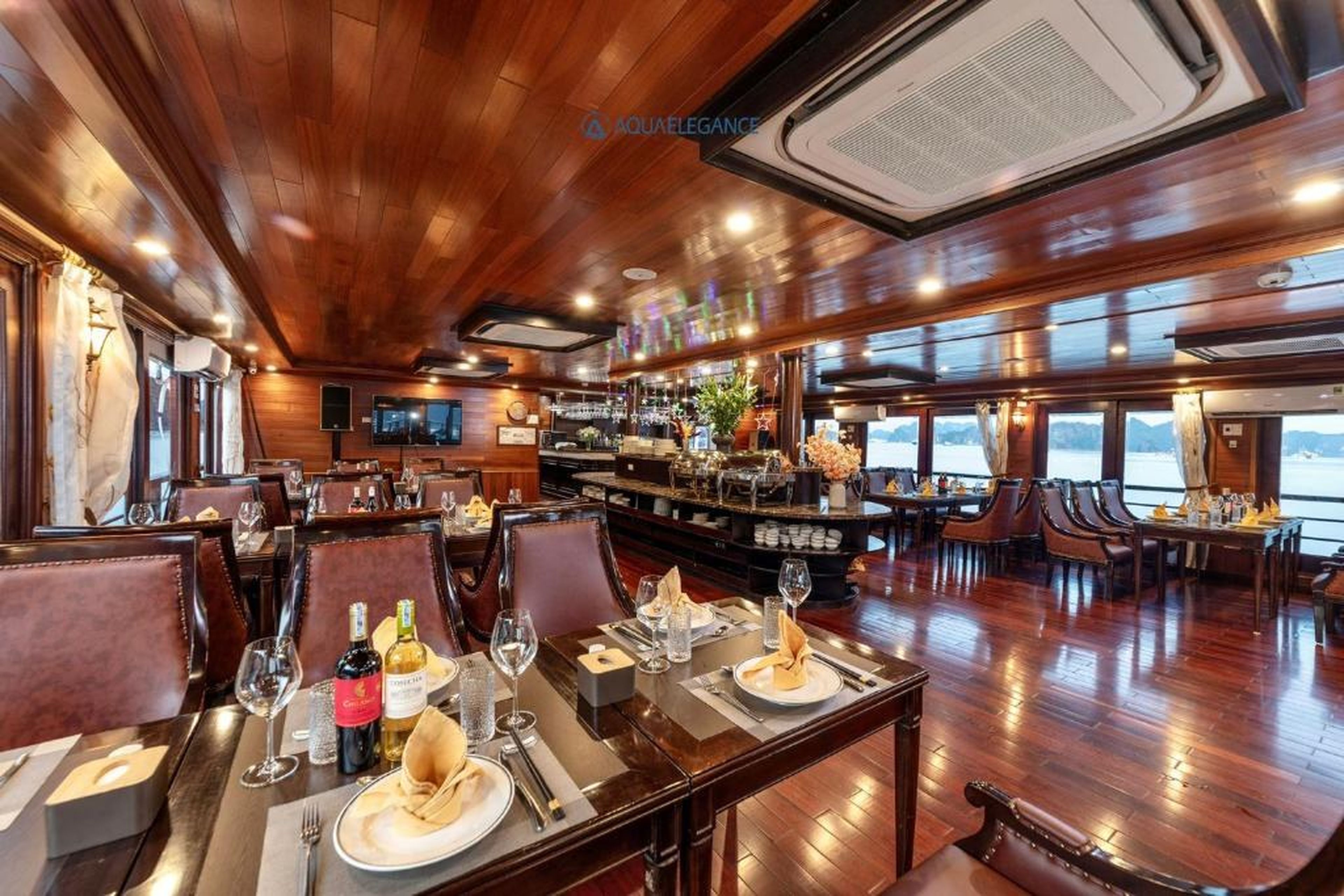 Aqua Elegance Cruise - Halong Bay by AHG - Hình 15