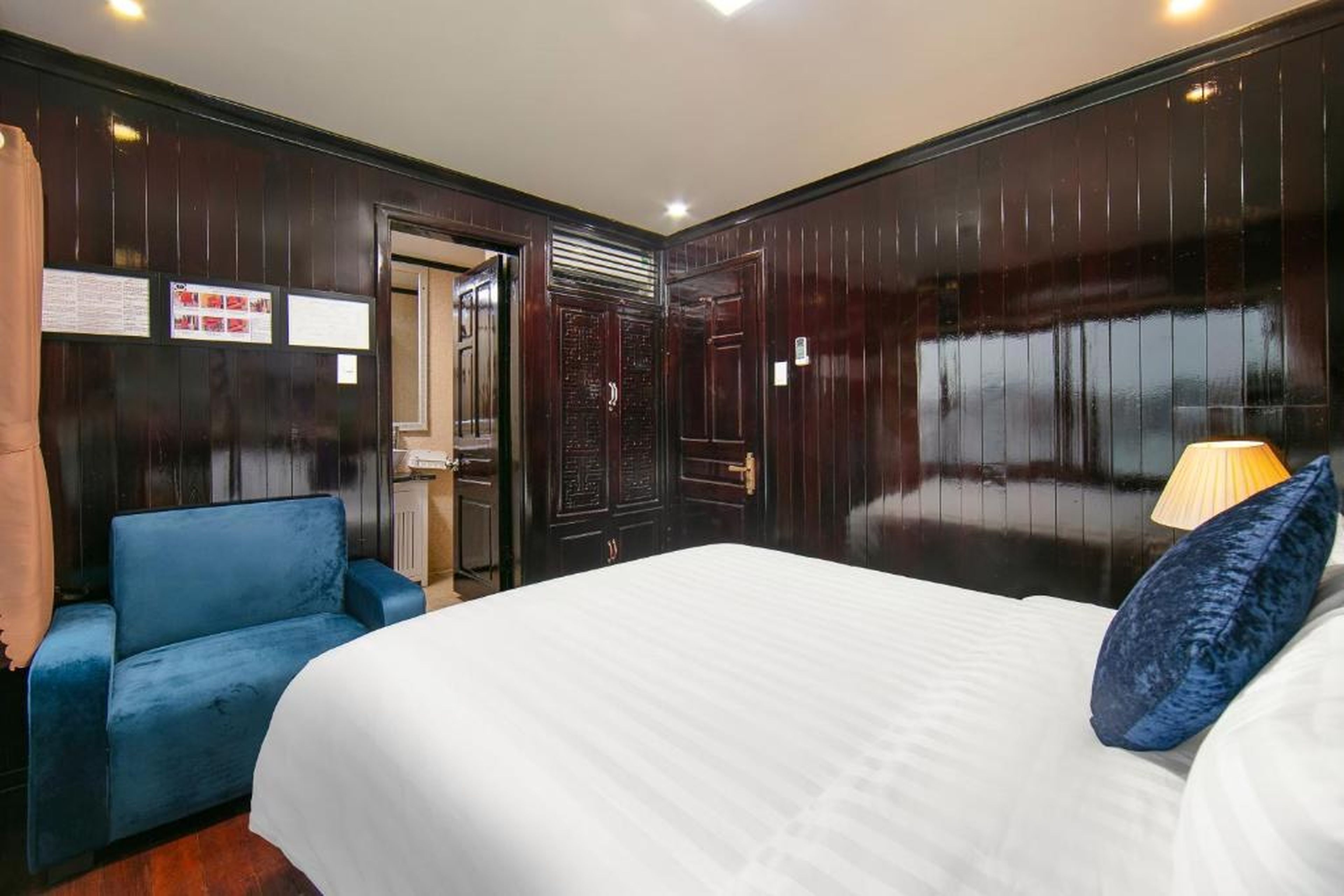 Fantasea Imperial Cruise - Hình 35