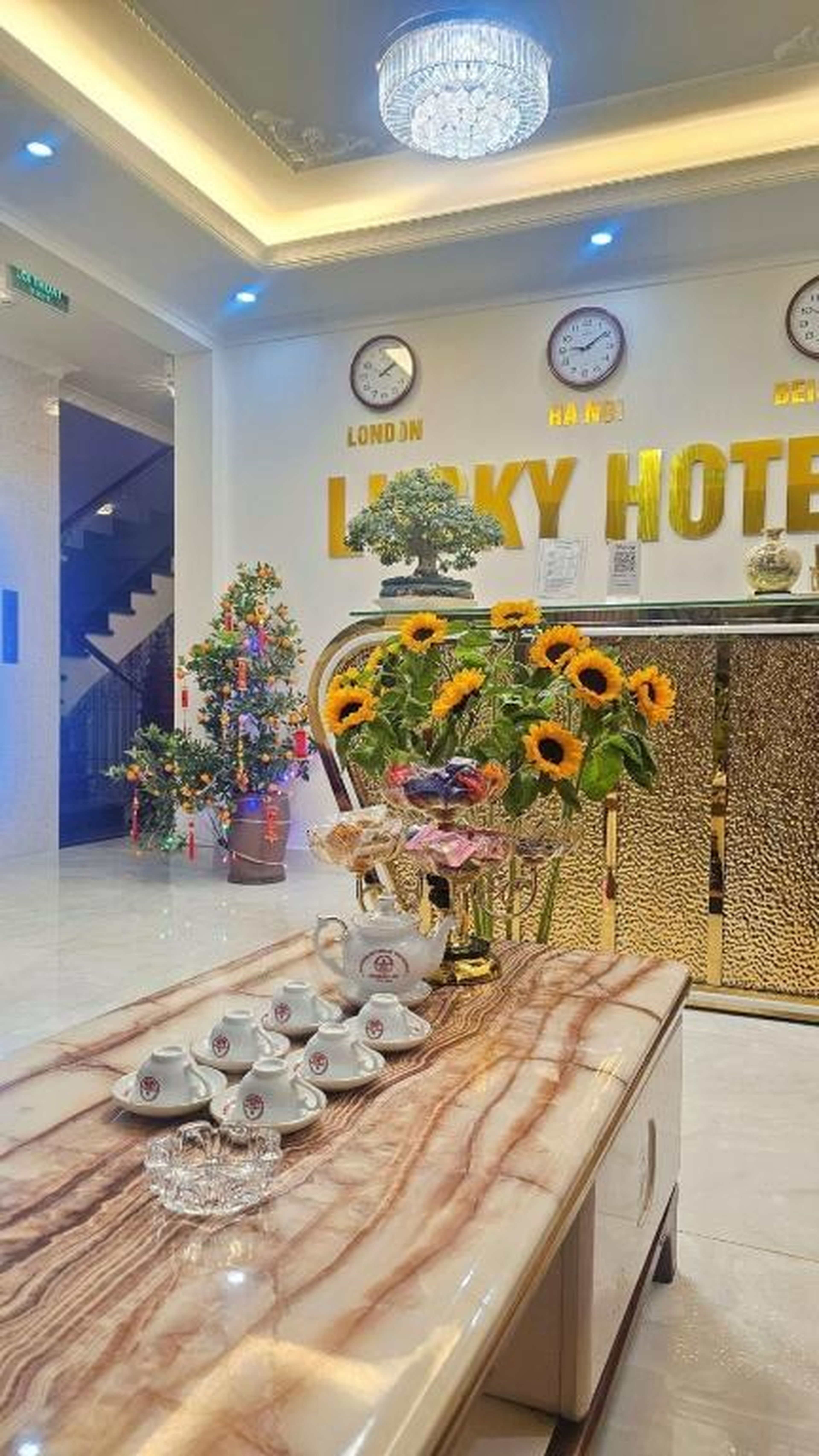 Lucky Hotel Uông Bí - Hình 16
