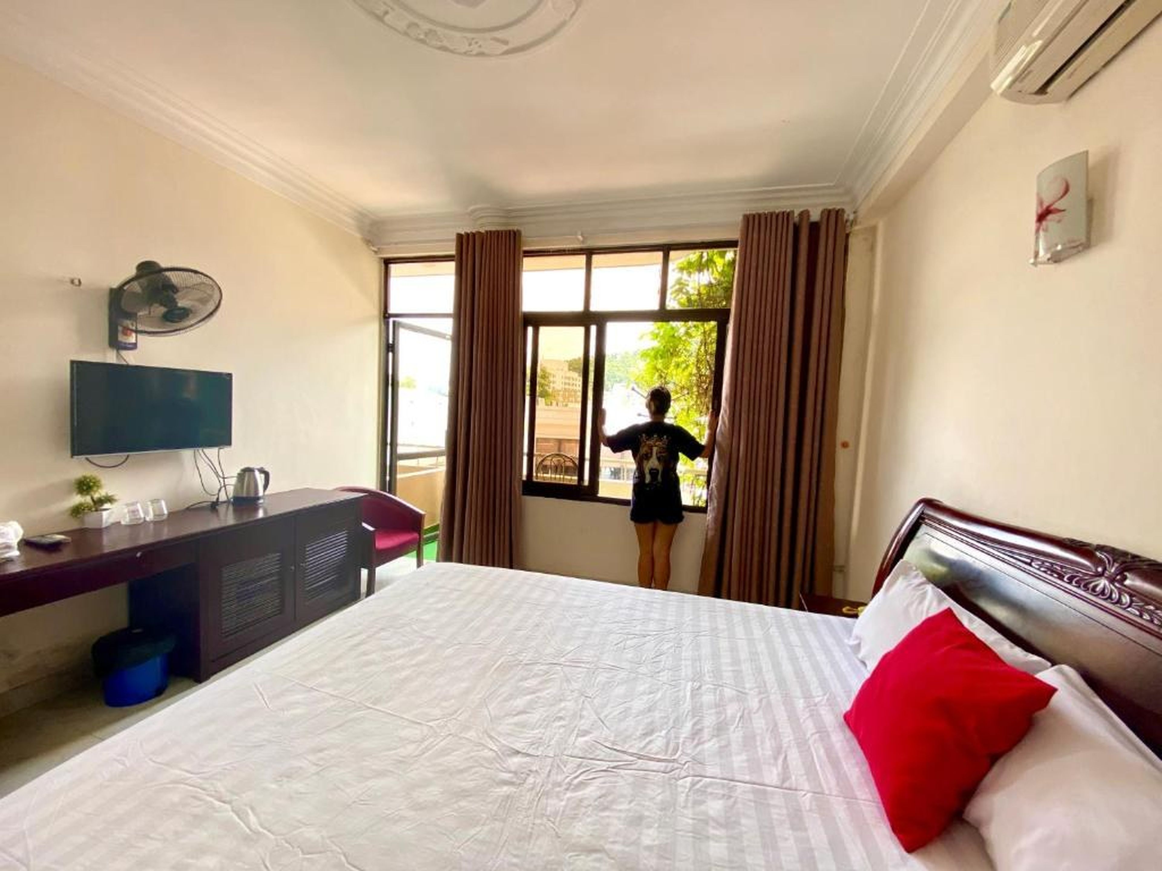 Viet Nhat Halong Hotel - Bai Chay - Hình 15