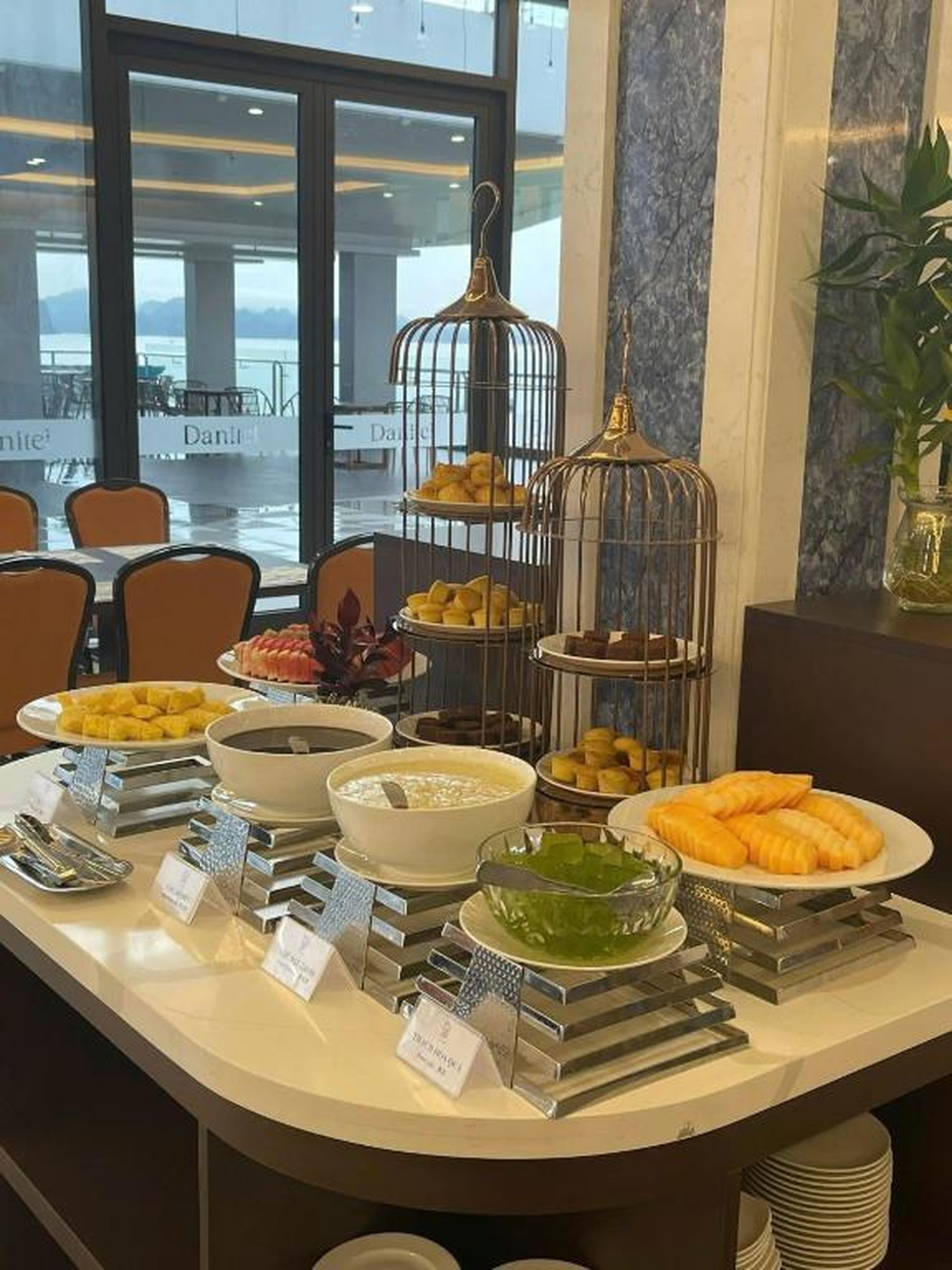 Kim Sentral Hotel - Travel Agency - Hình 31