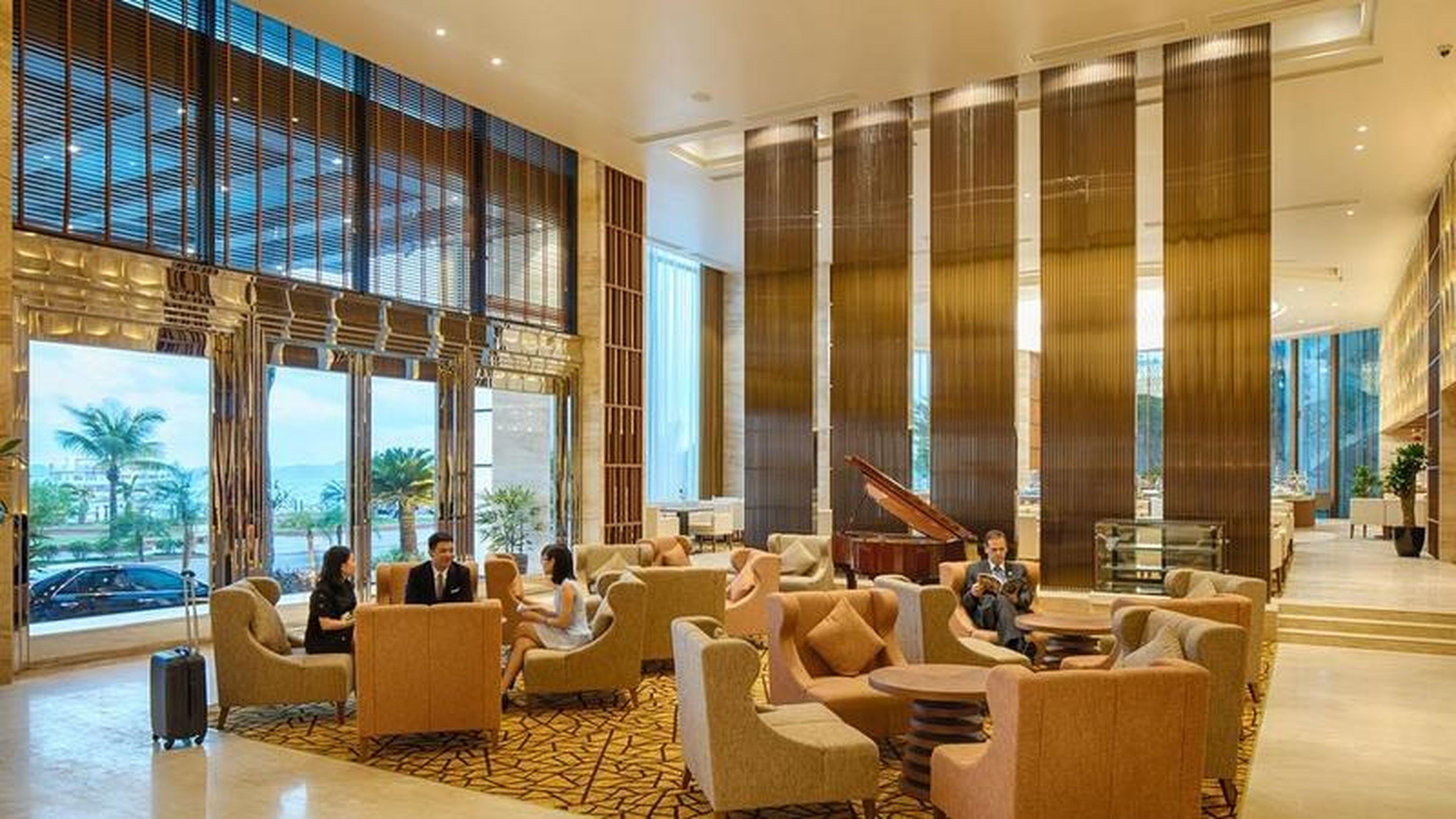Chiêm ngưỡng trọn vẹn cầu Bãi Cháy tại khách sạn Wyndham Legend Hạ Long - Hình 9