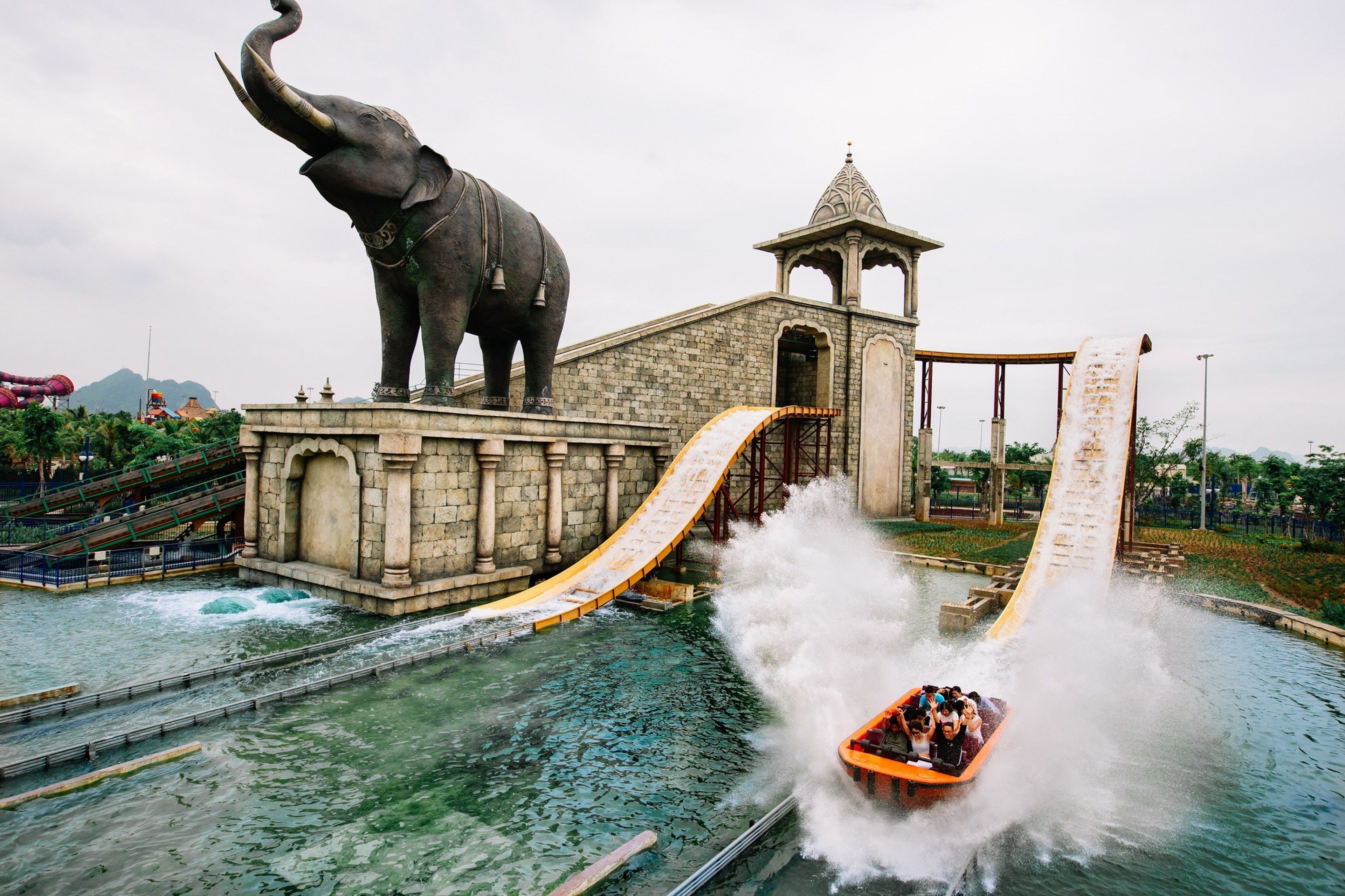 Must-Try Experiences at Ha Long Dragon Park - Hình 7