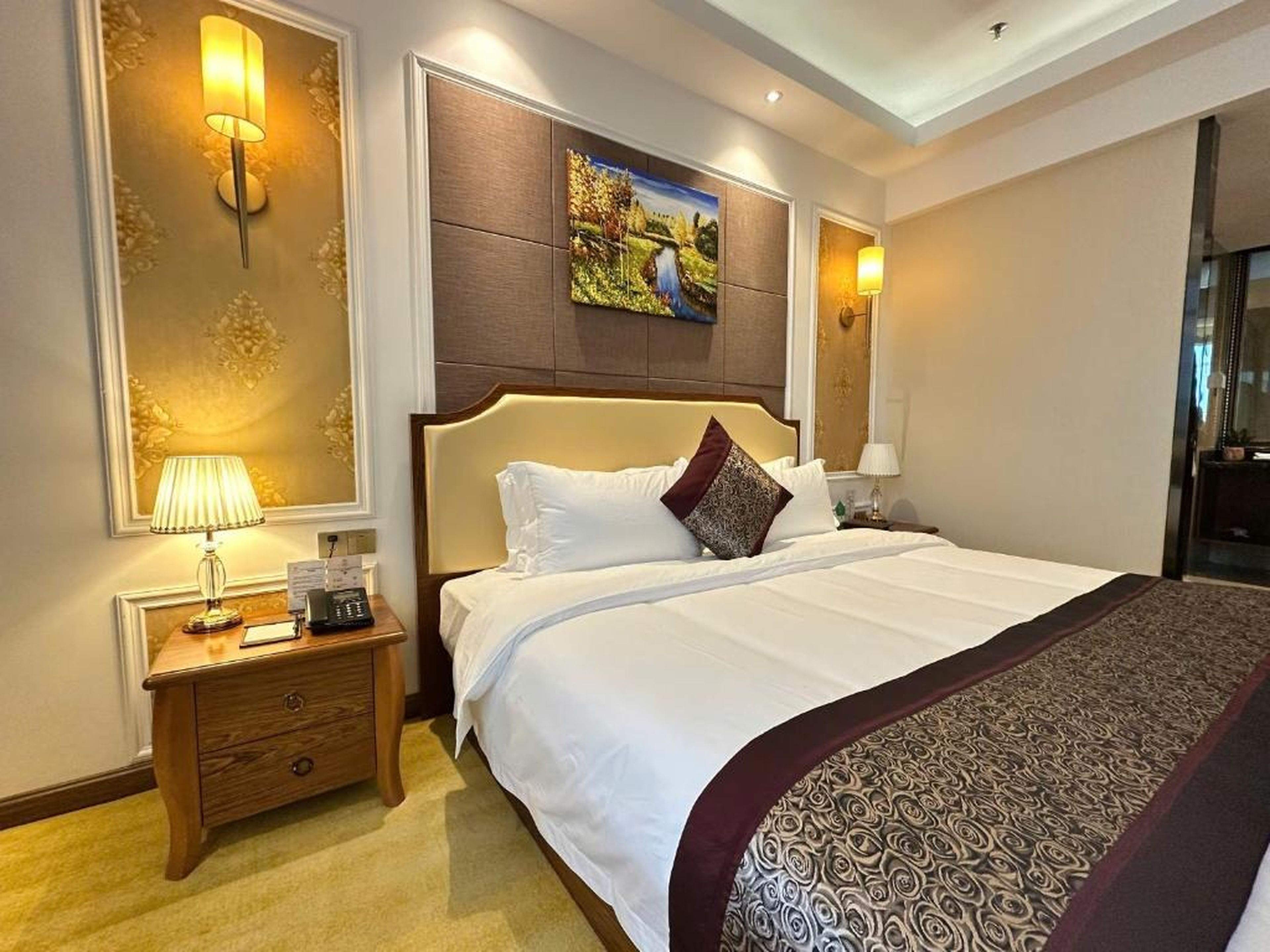 Hồng Vận Grand Hotel Móng cái - Hình 43