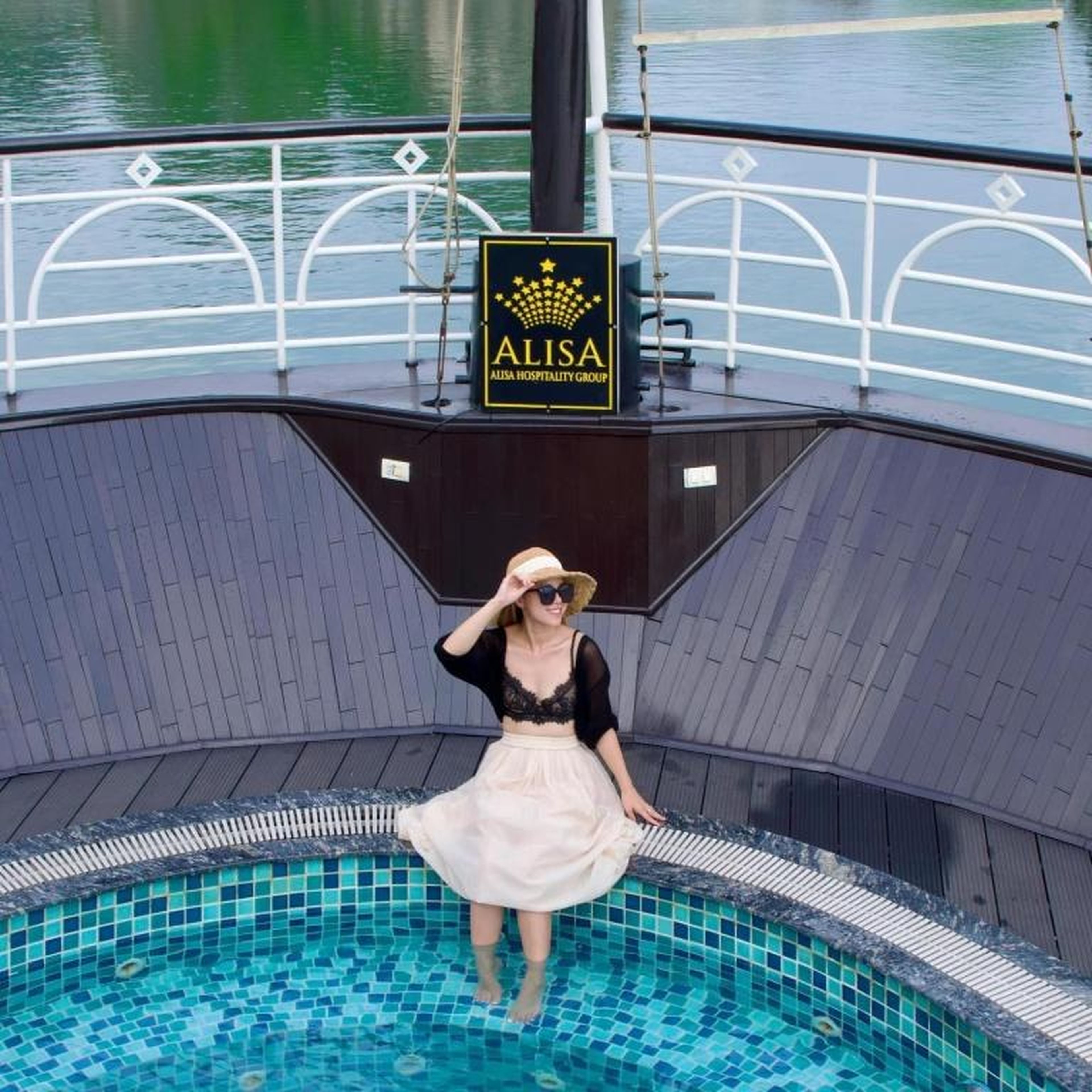 Alisa Cruise Halong - Hình 9