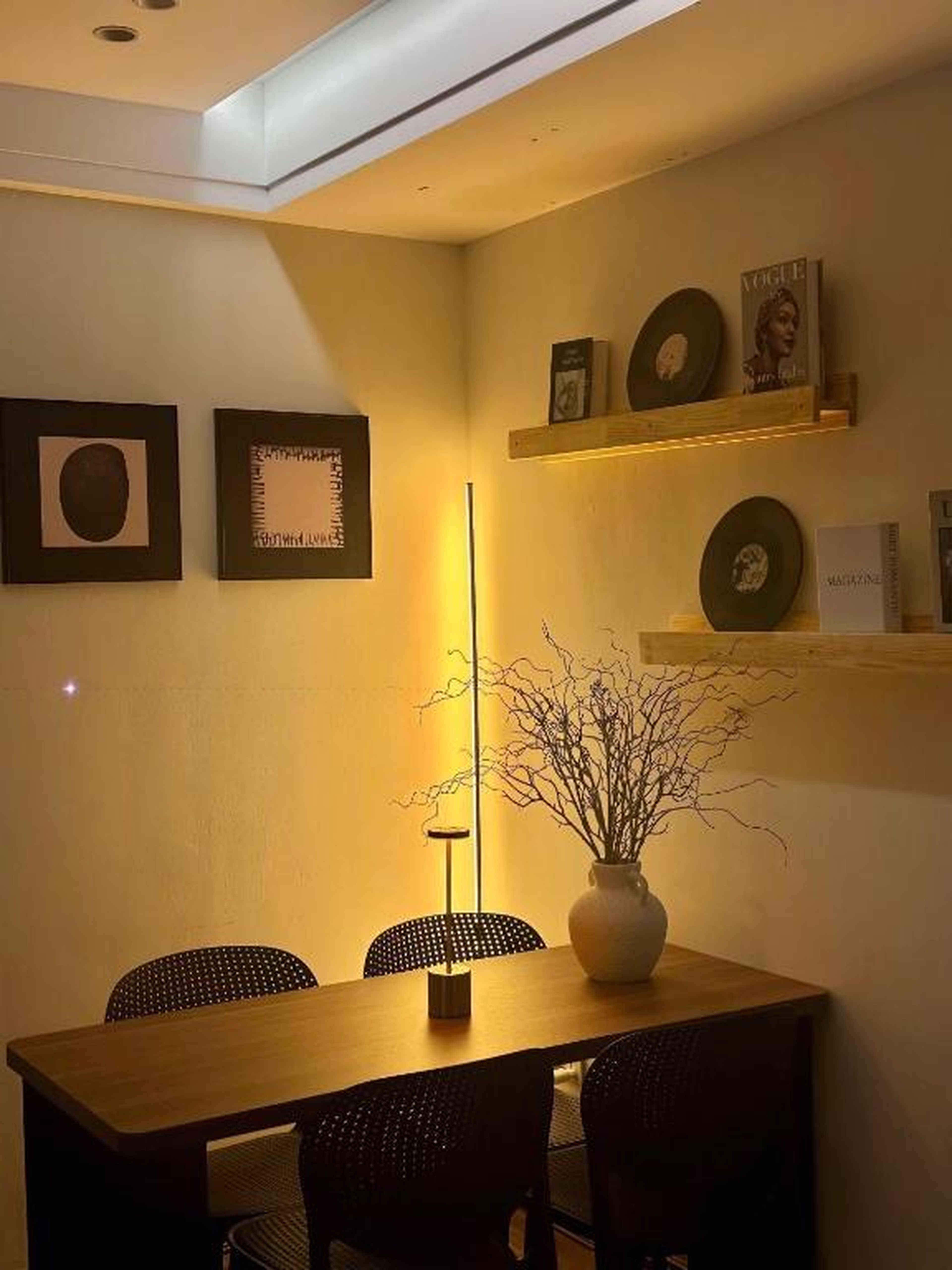 Apartment on 20th & 31st floor, Bai Chay Bridge & Ha Long Bay view - Hình 45