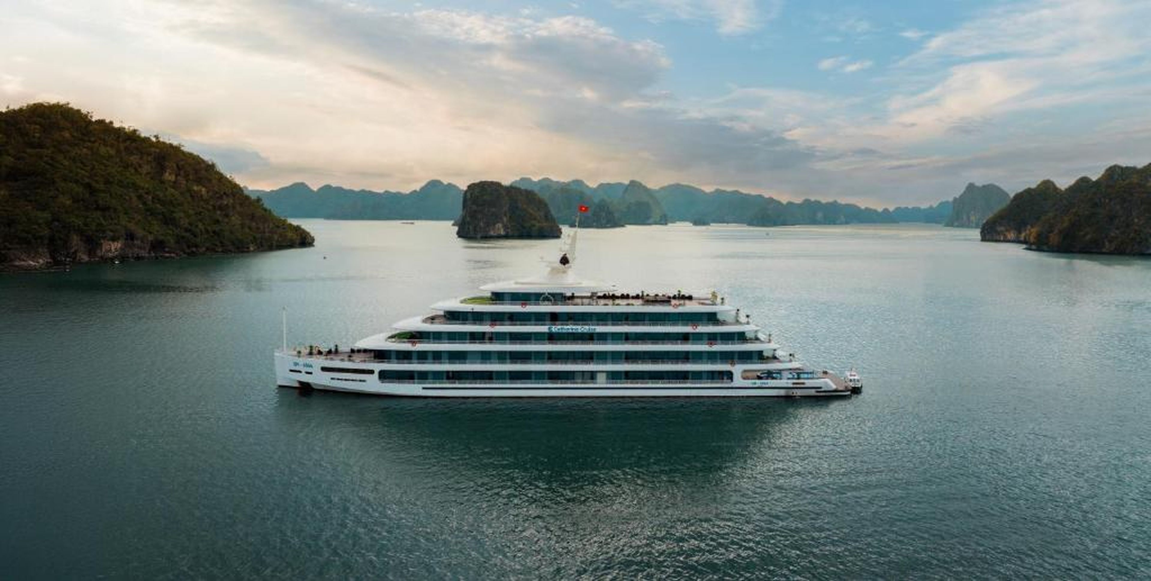 Catherine Cruise Halong - Hình 9
