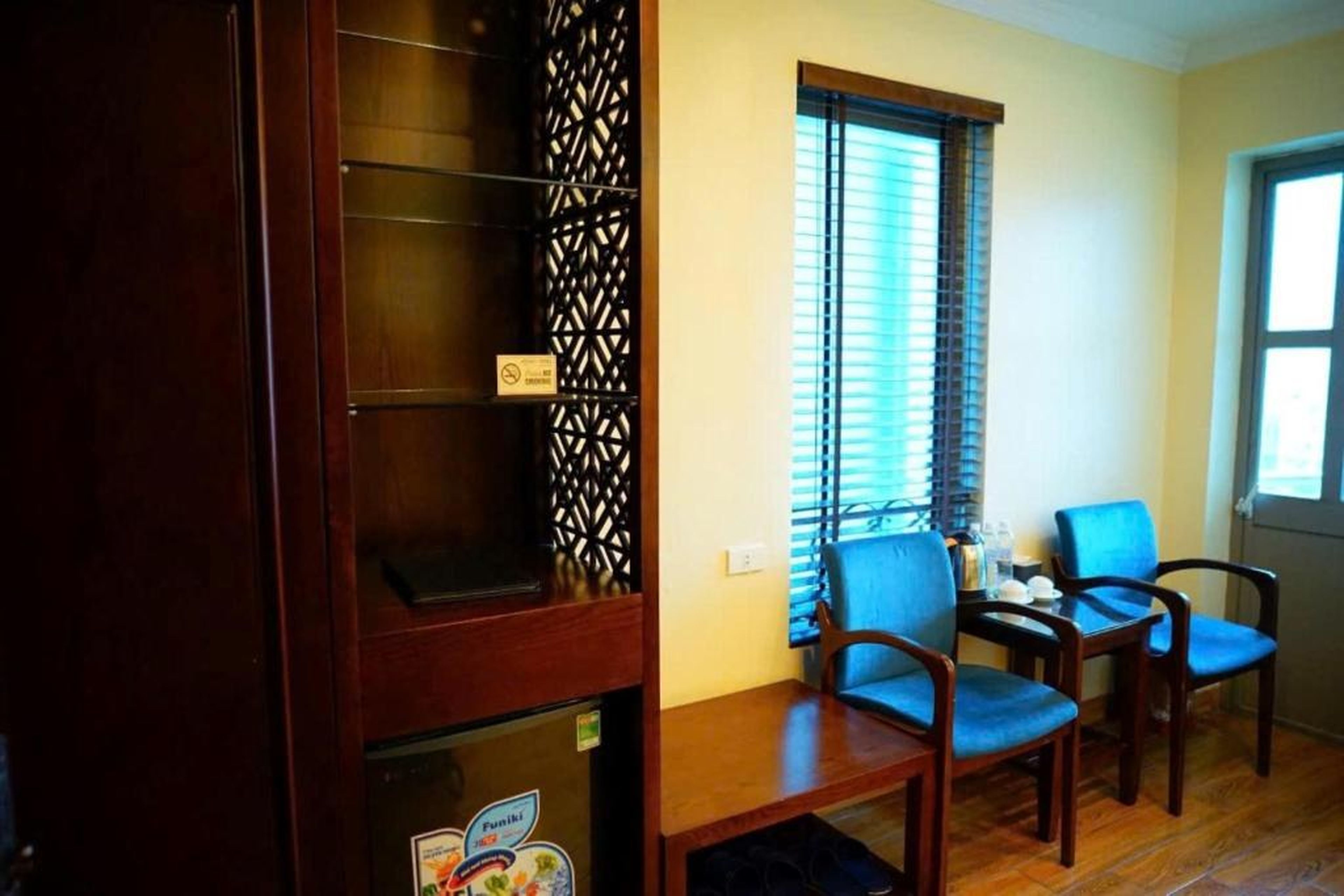 Kenny Hotel Ha Long - Hình 32