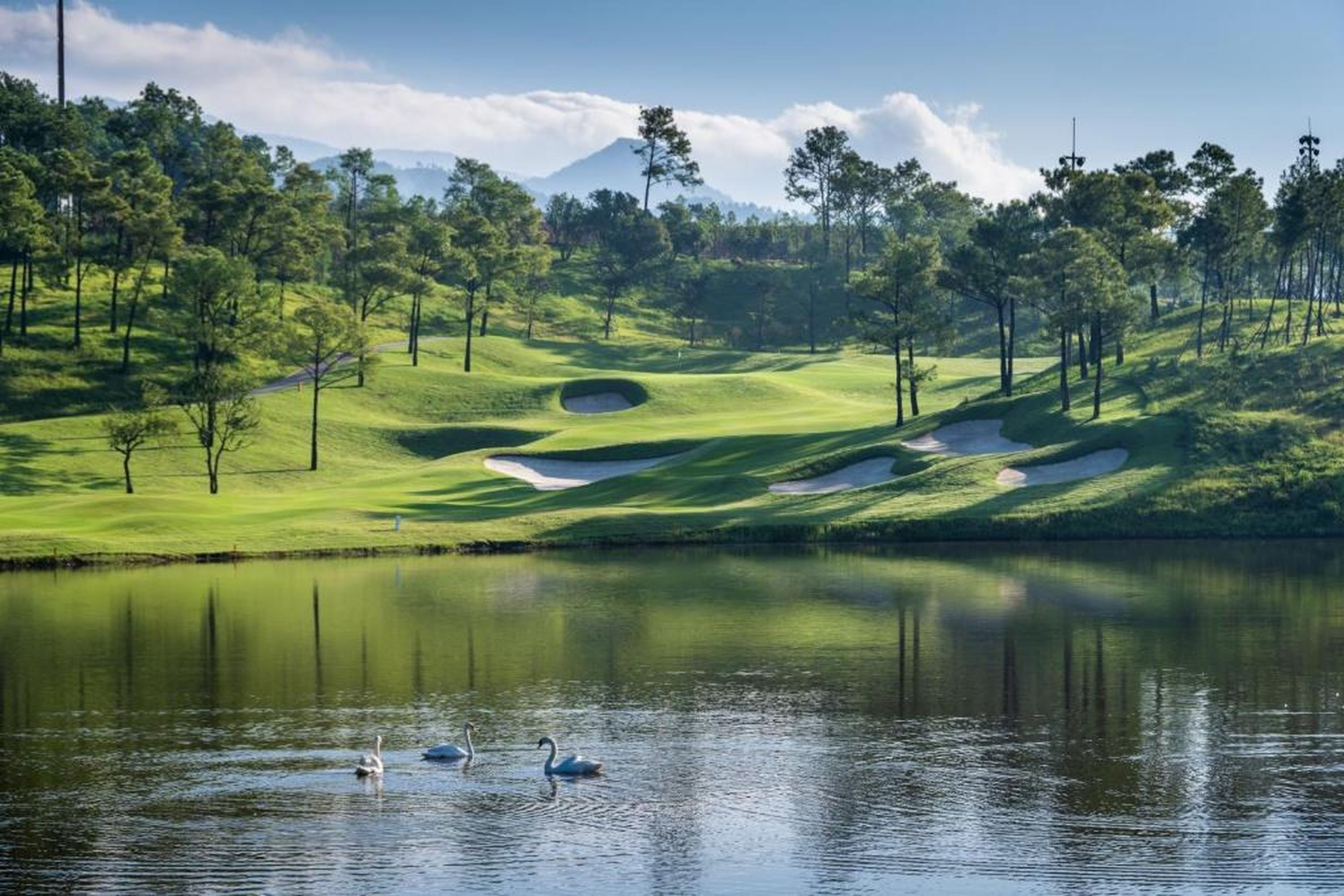 Silk Path Dong Trieu Golf Course & Villas - Hình 35