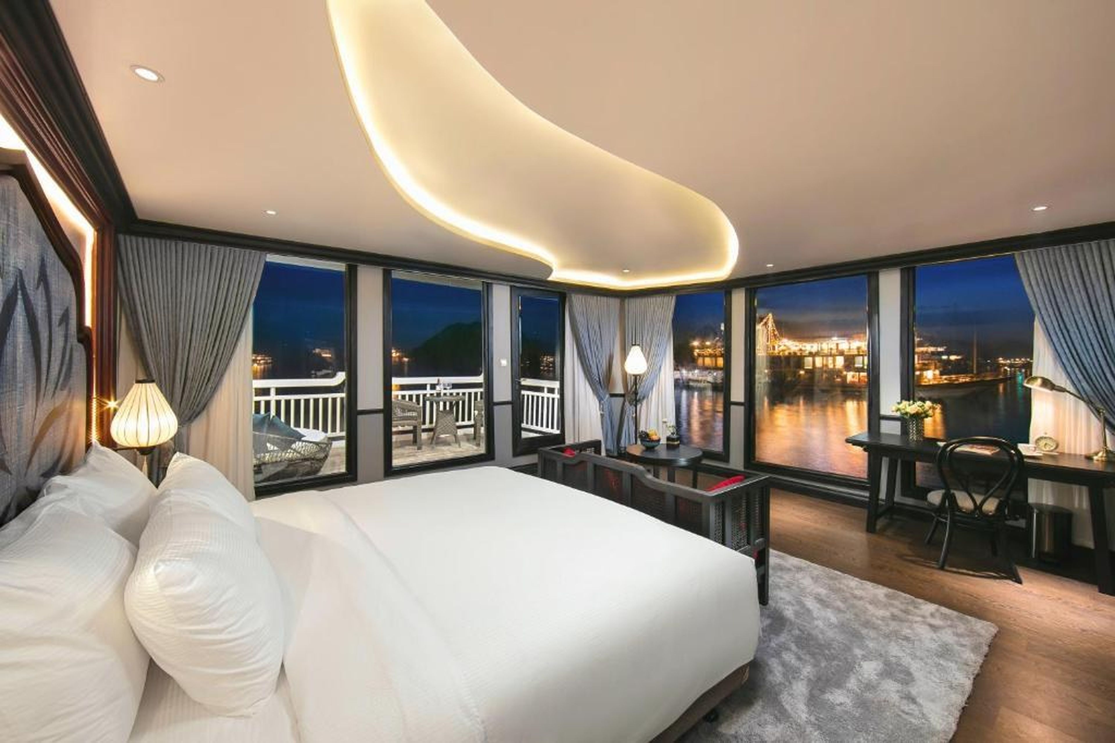Le Journey Luxury Cruise - Hình 3