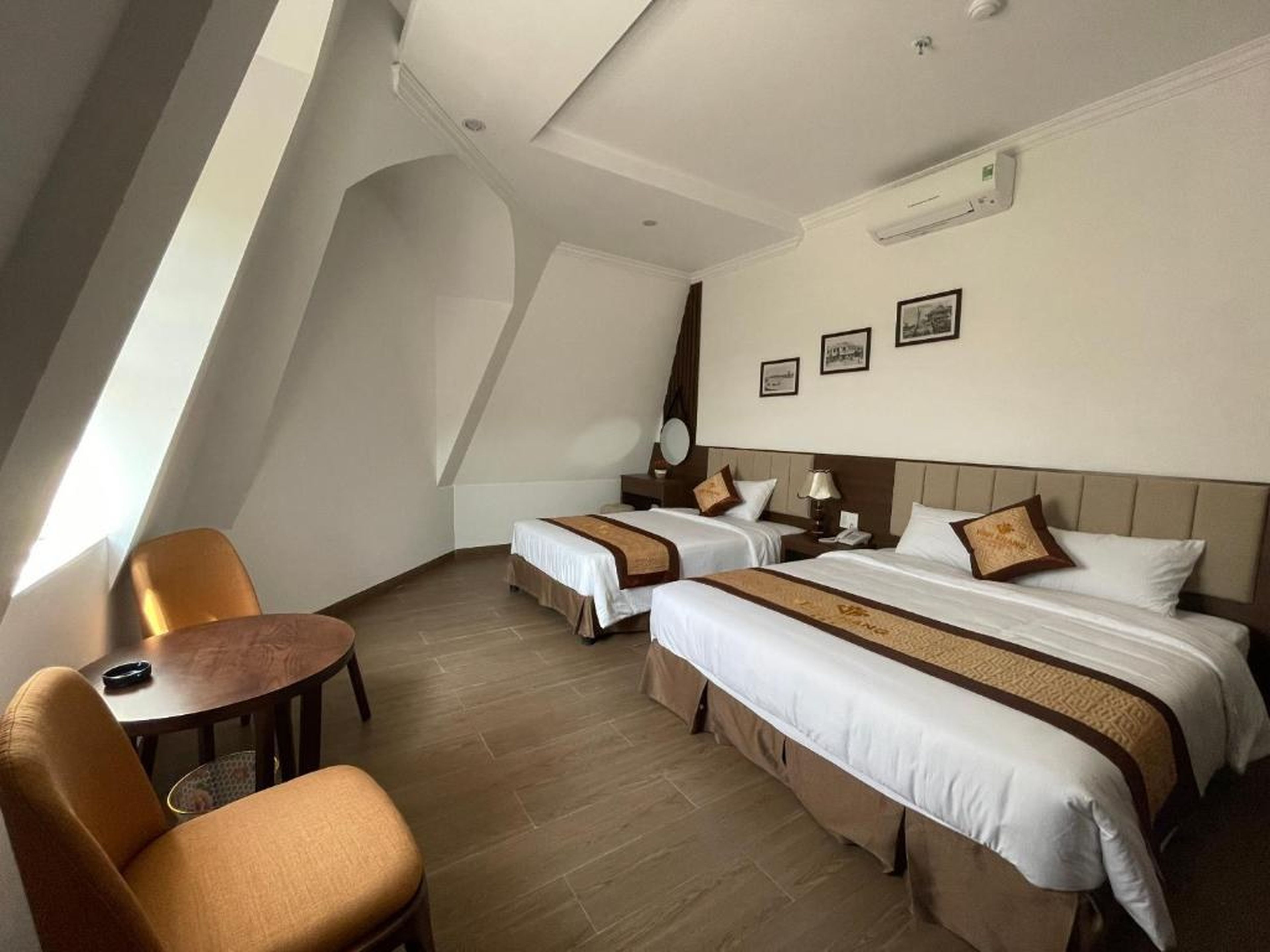 Vĩnh khang Hạ Long hotel - Hình 24