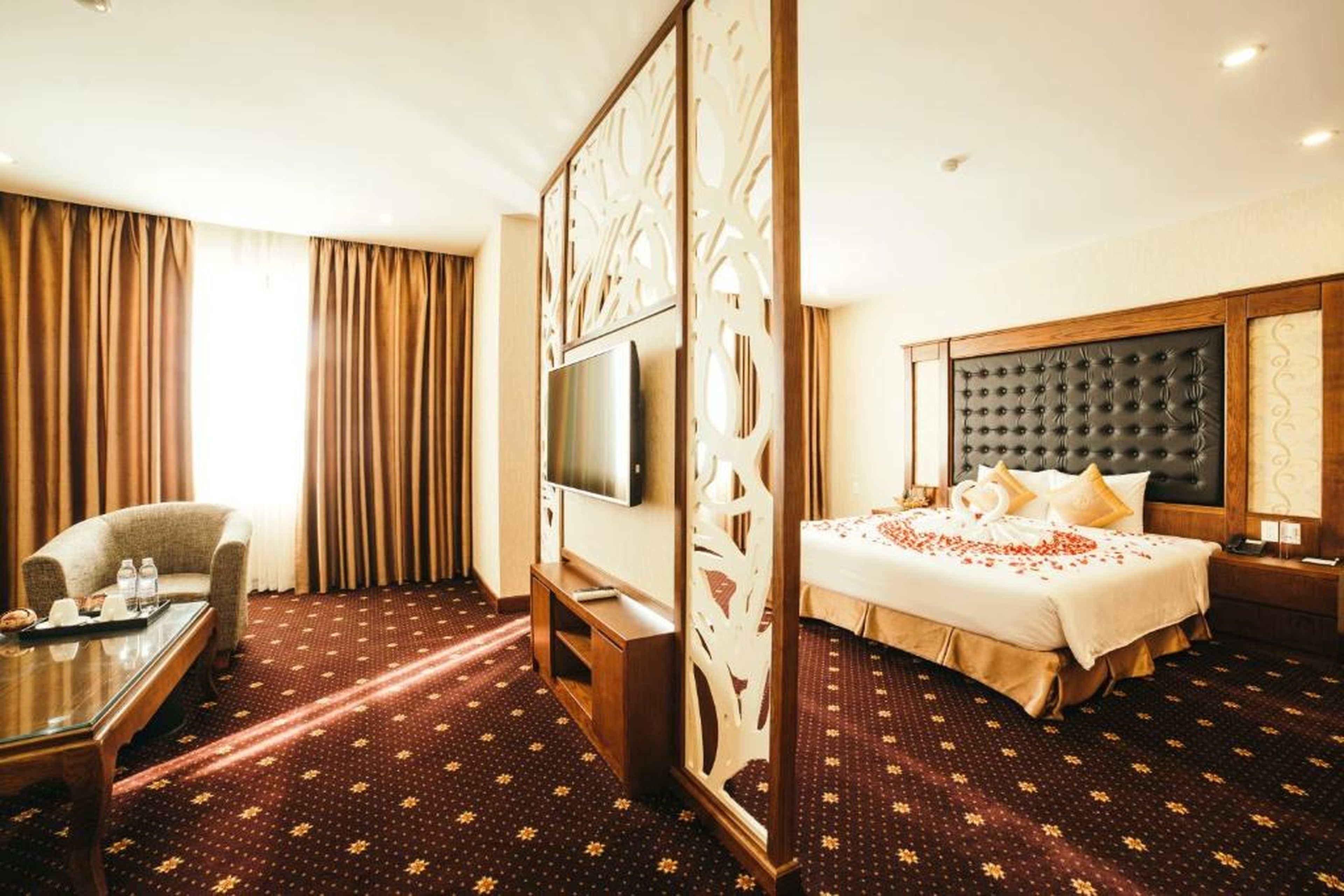 Grand Móng Cái Hotel - Hình 6