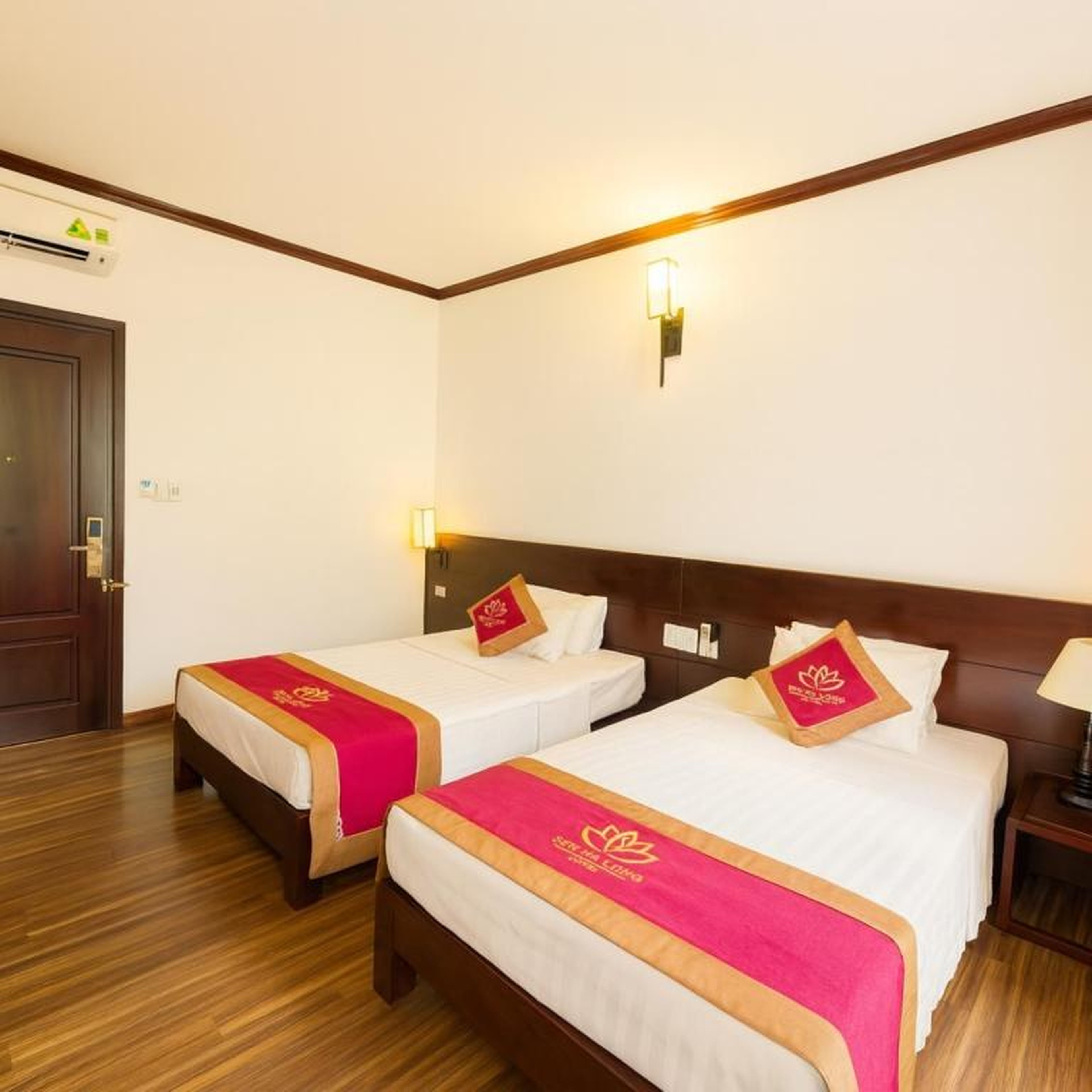 Sen Hotel Hạ Long - Hình 26