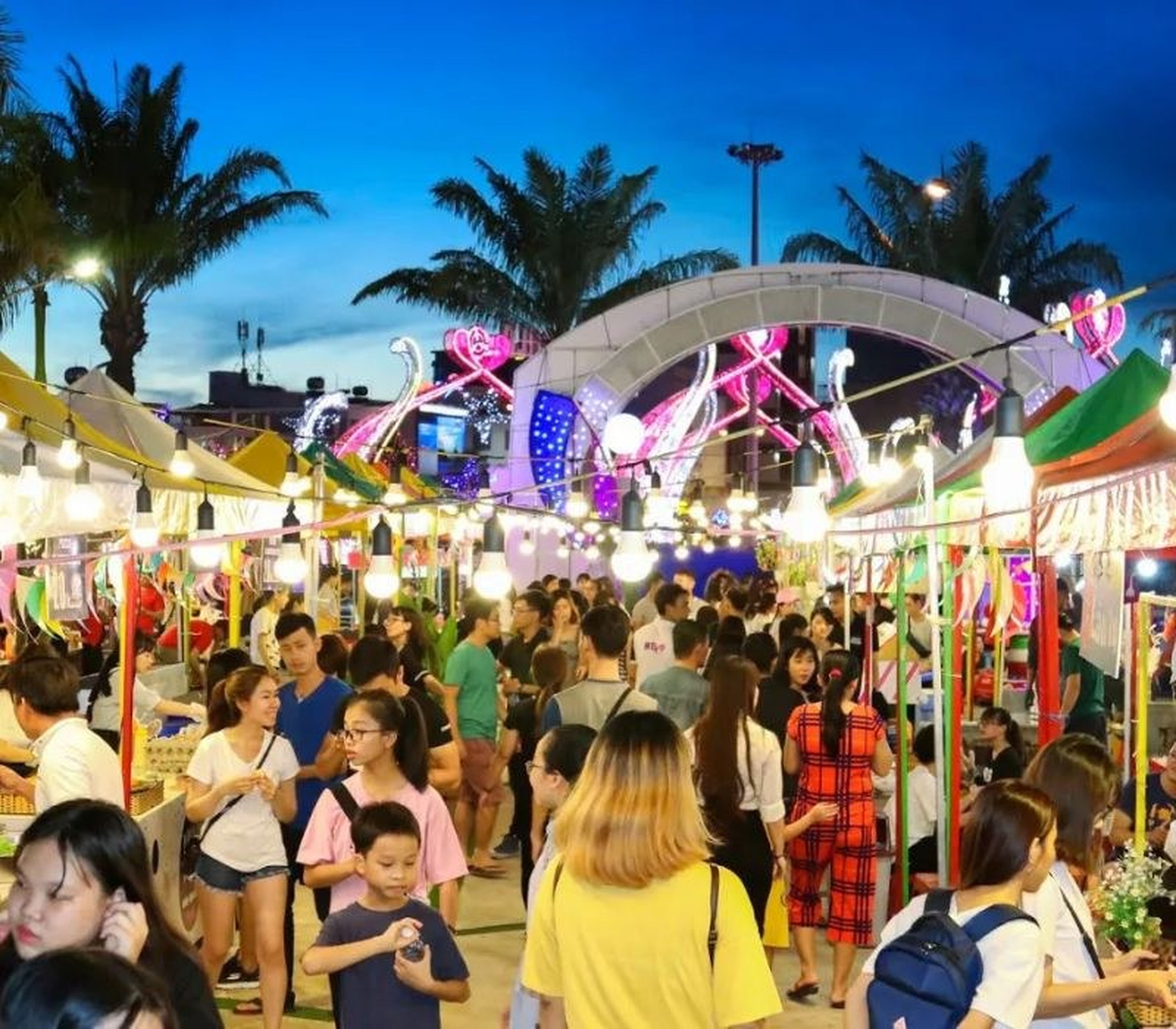 Kinh nghiệm khám phá Chợ đêm Hạ Long (cập nhật 2026) - Hình 7