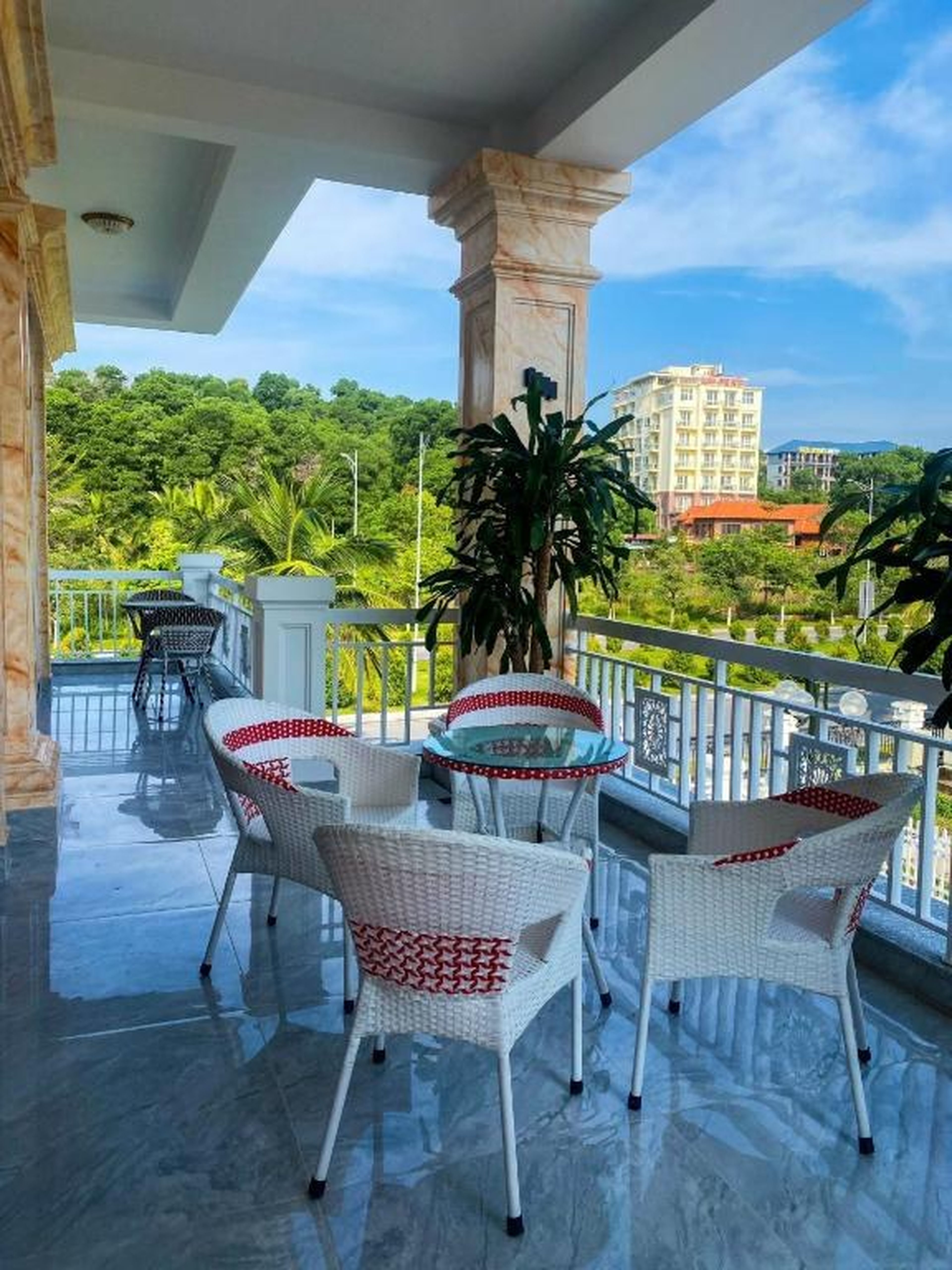 Phượng Hoàng villa - bể bơi, phòng karaoke, sân Pickleball, xe địa hình, xe đạp đôi - Hình 6