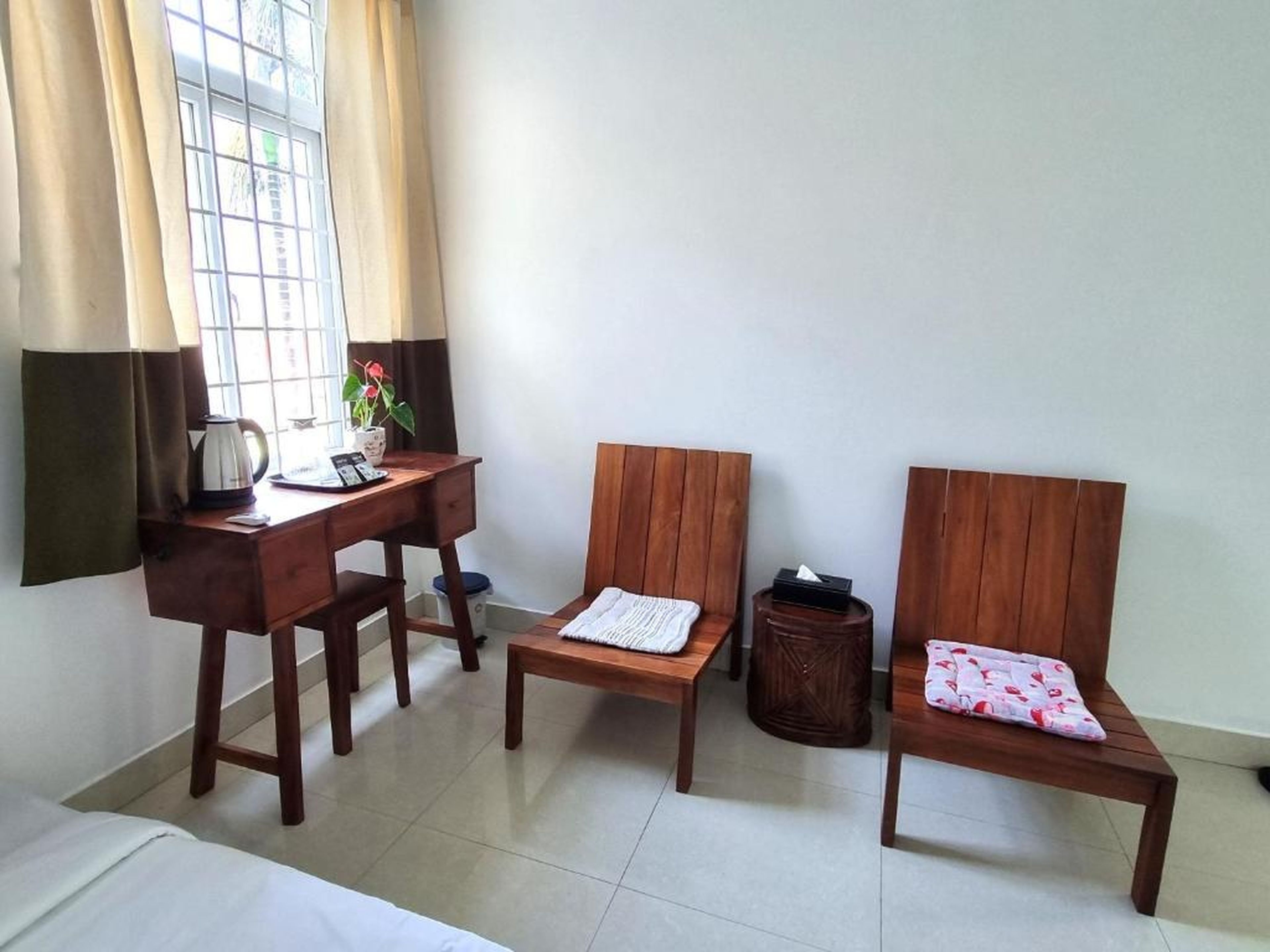 Top Hill Halong Homestay - Hình 4