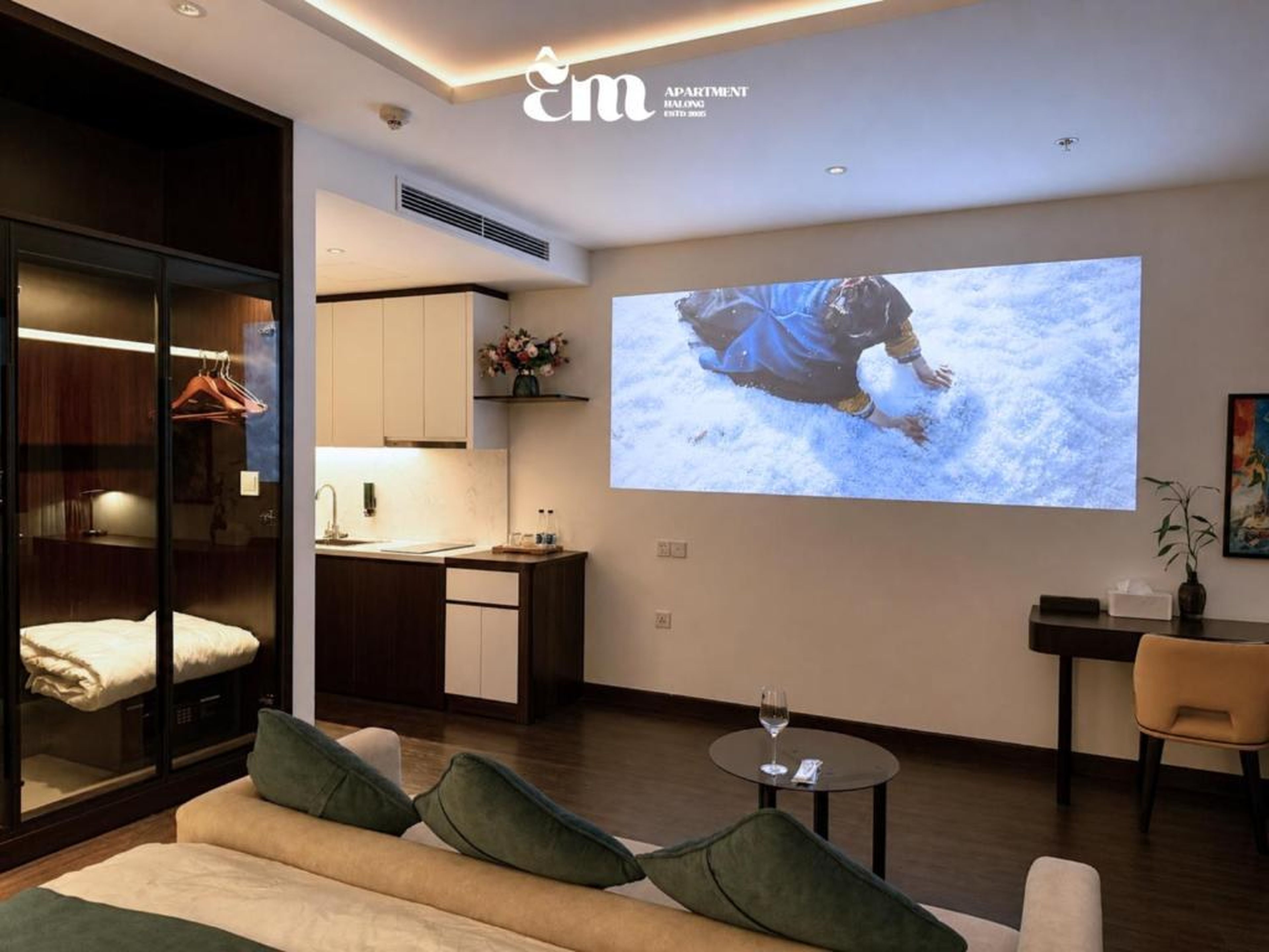 Em Apartment - Ocean and Lighthouse View, Sapphire Residence S2 - Hình 3