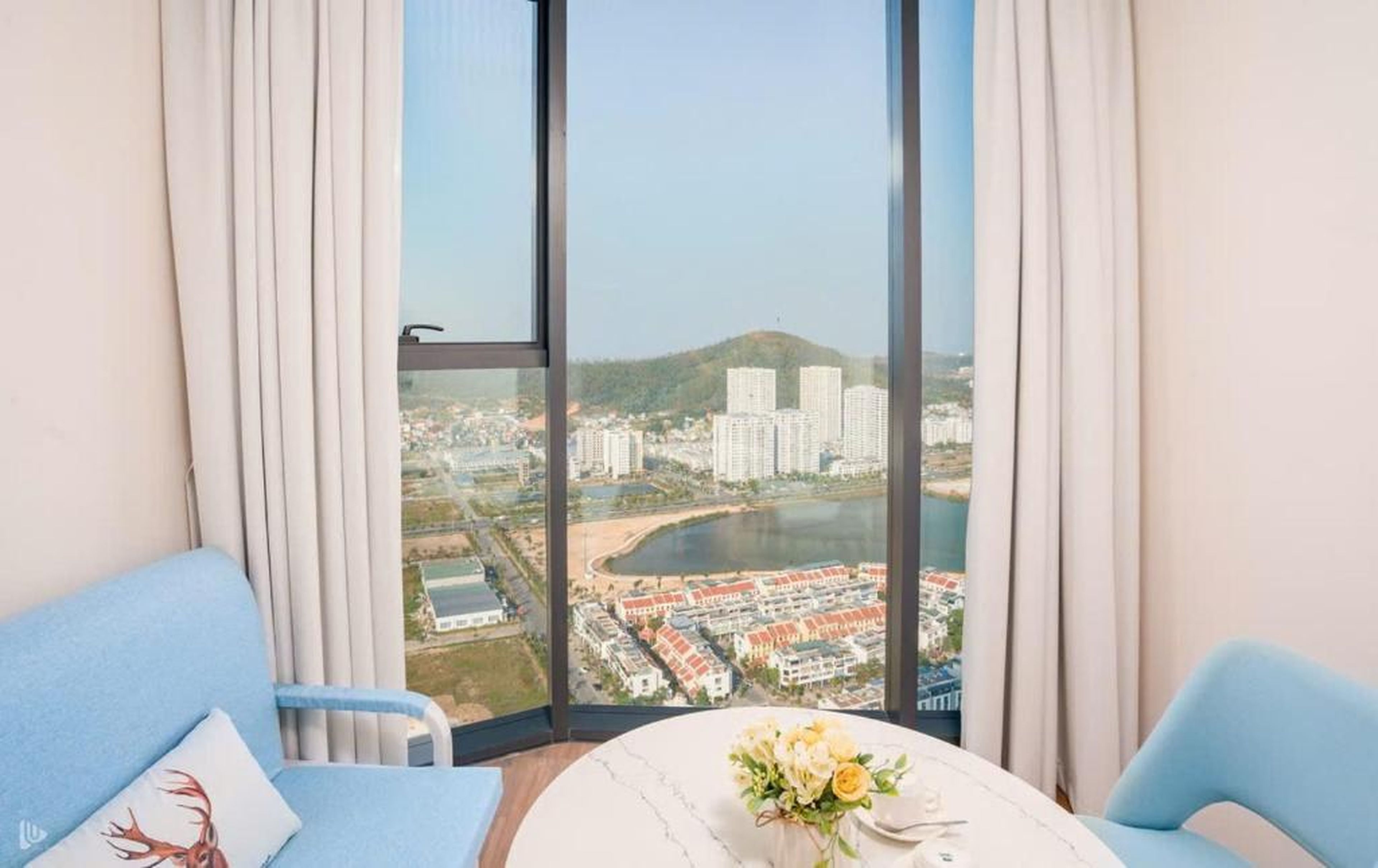 Seaside Elegance- À la carte Residence Hạ Long - Hình 15