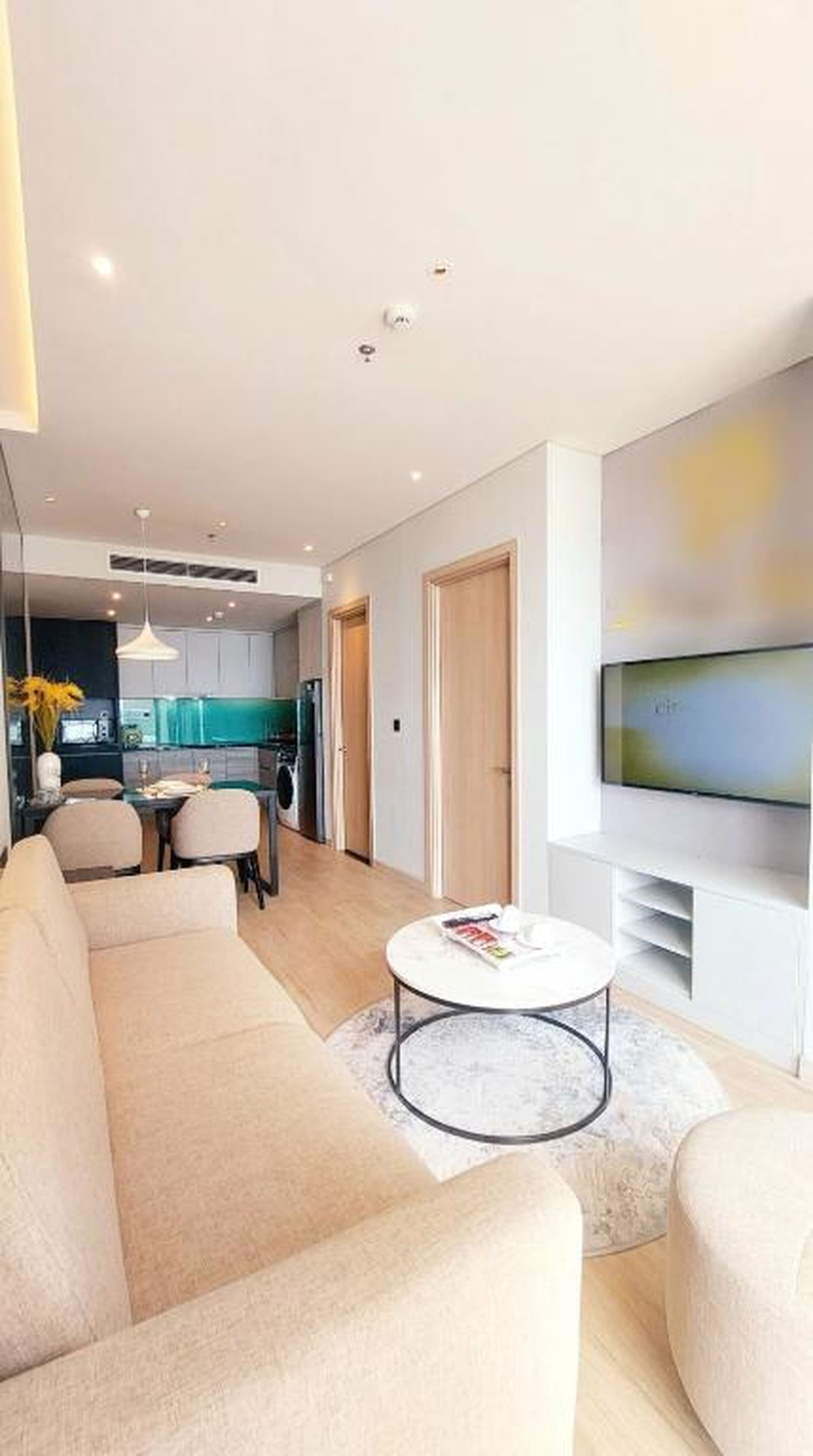 Sweet Home - Homestay apartment system at Citadines Marina Ha Long building - Hình 2