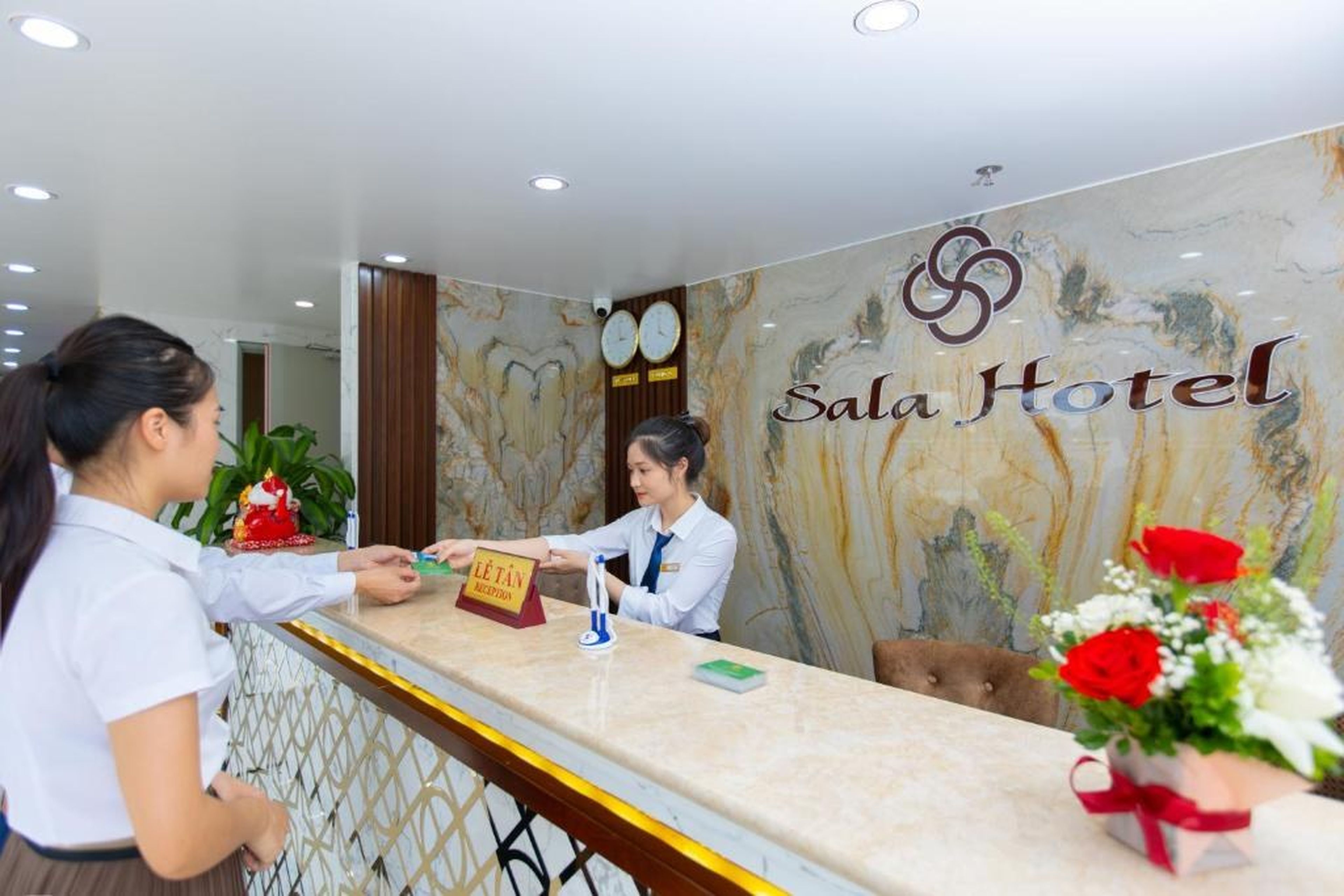 Sala hotel móng cái - Hình 1