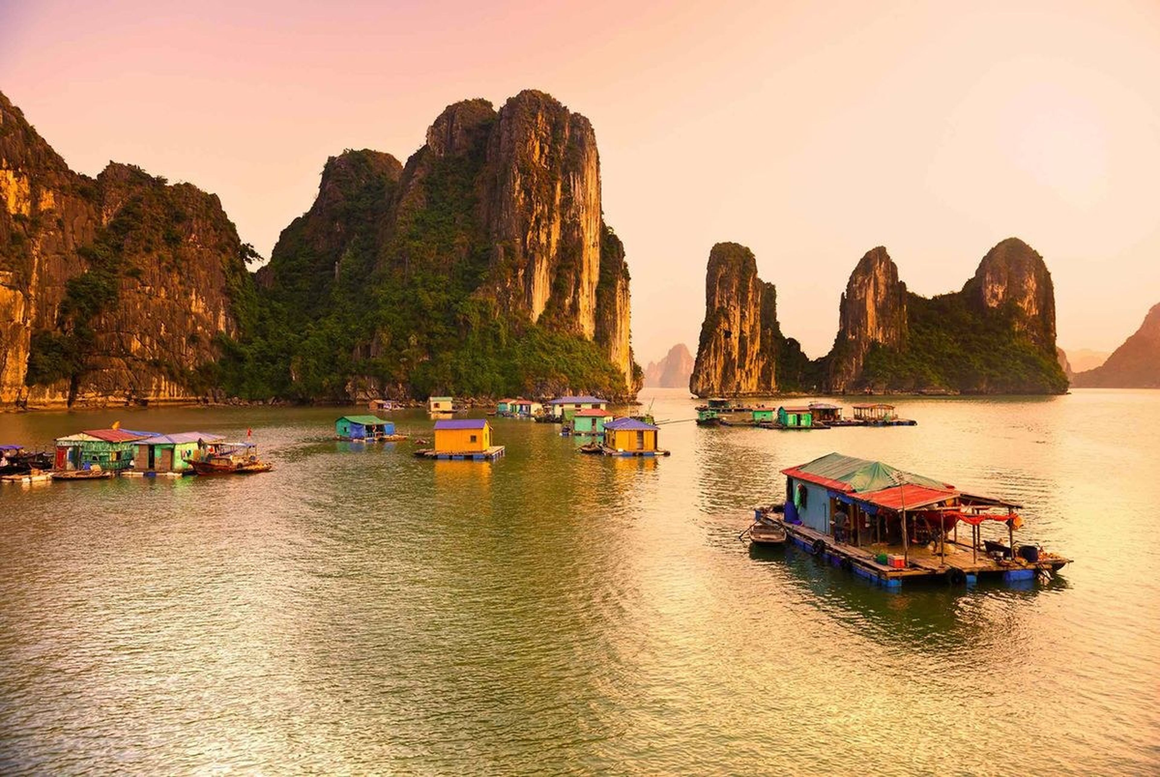 Tự hào Vịnh Hạ Long – Nơi rồng đáp xuống trên đất Việt - Hình 11