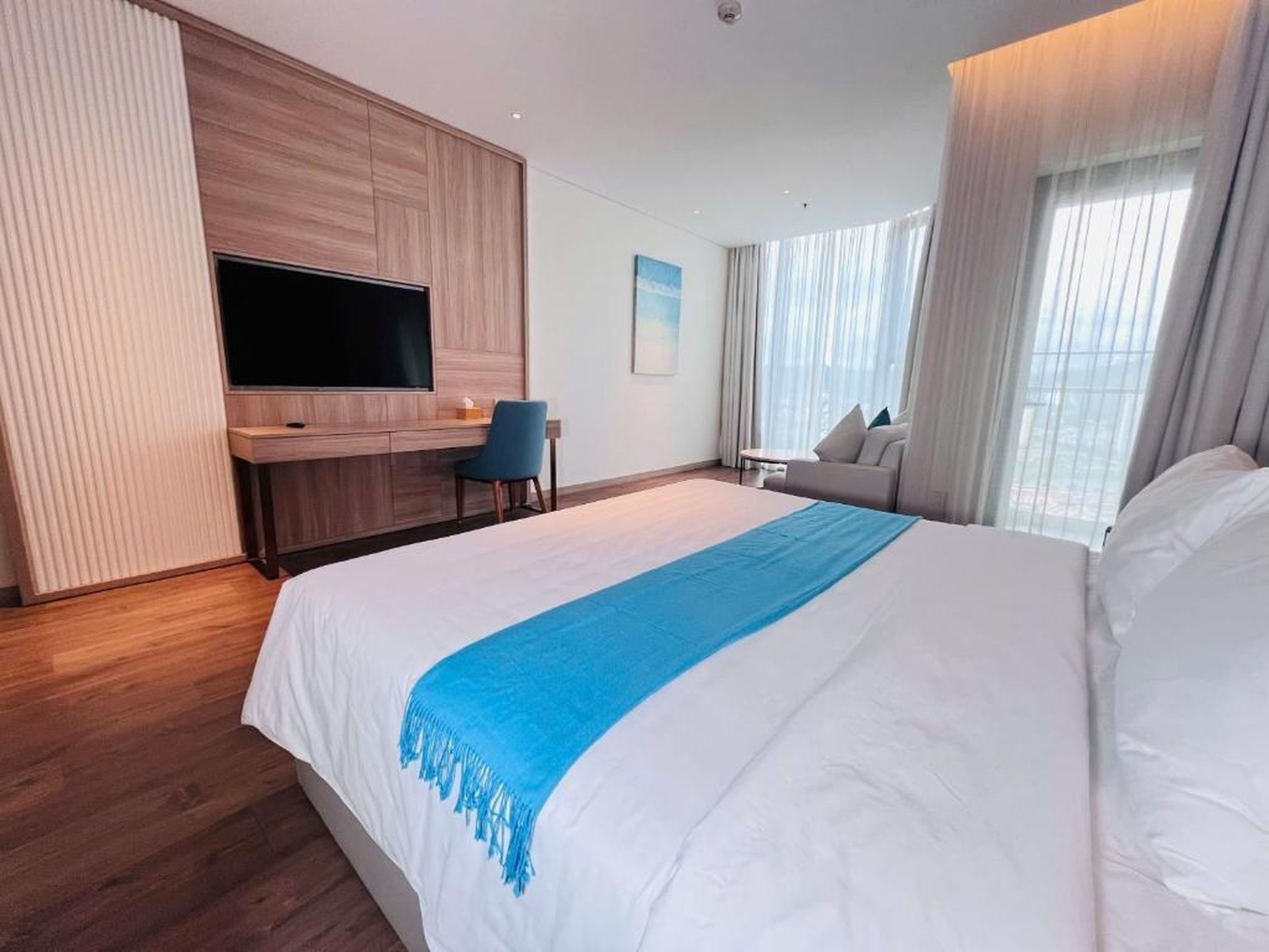 A La Carte Ha Long Apartments by Kevin & Anna - Hình 12
