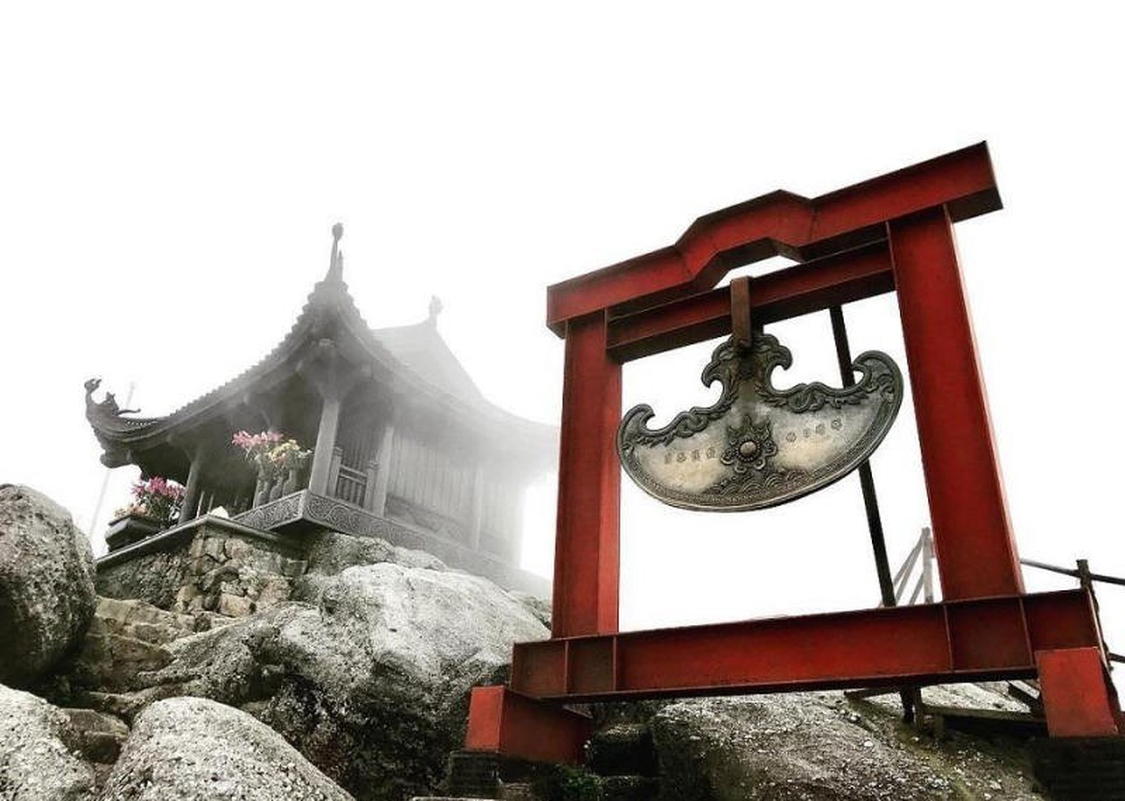 Chiêm ngưỡng chùa Đồng Yên Tử linh thiêng lớn nhất châu Á - Hình 7