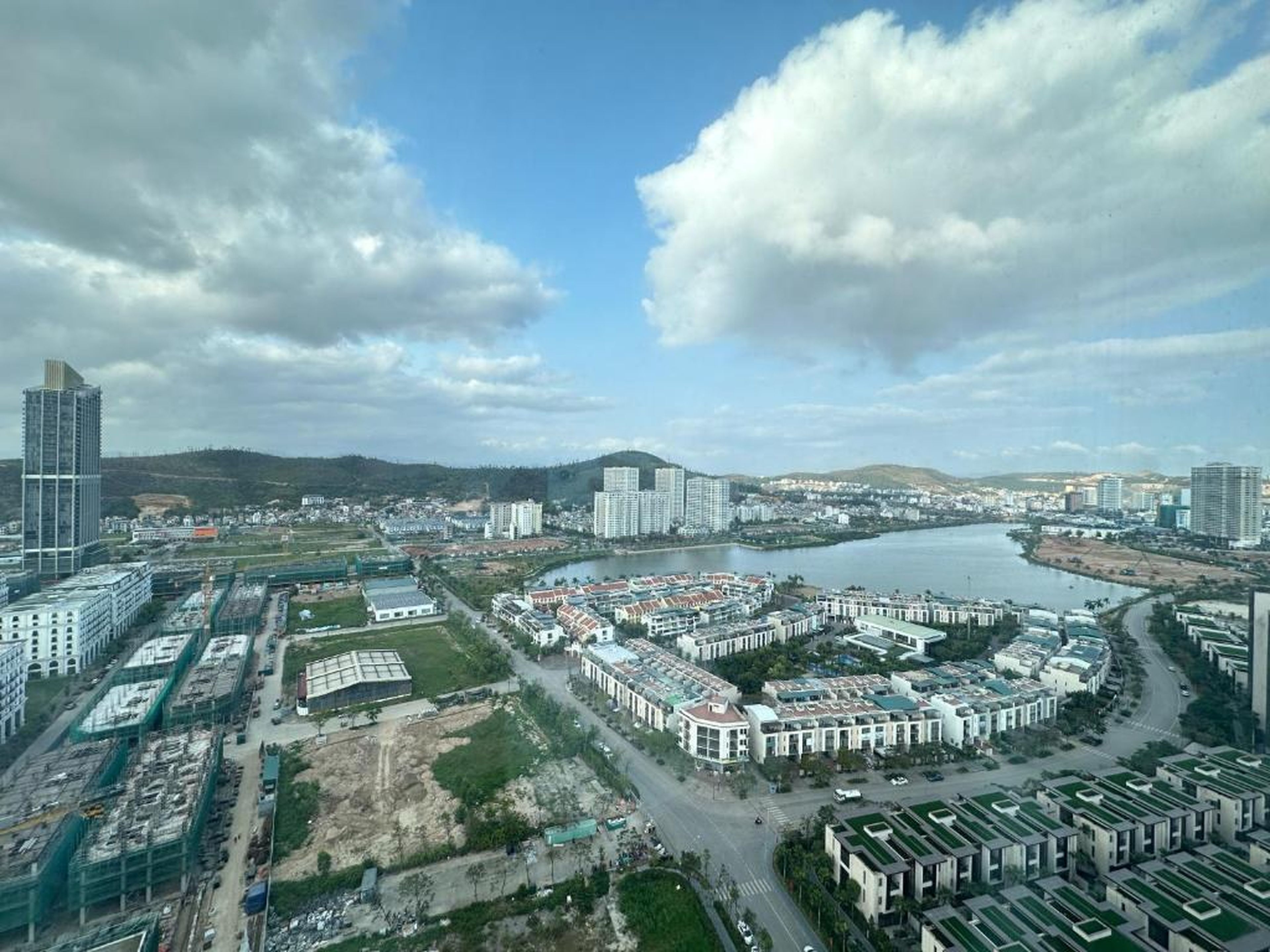 Lumi Apartment Alacate Hạ Long - Hình 13