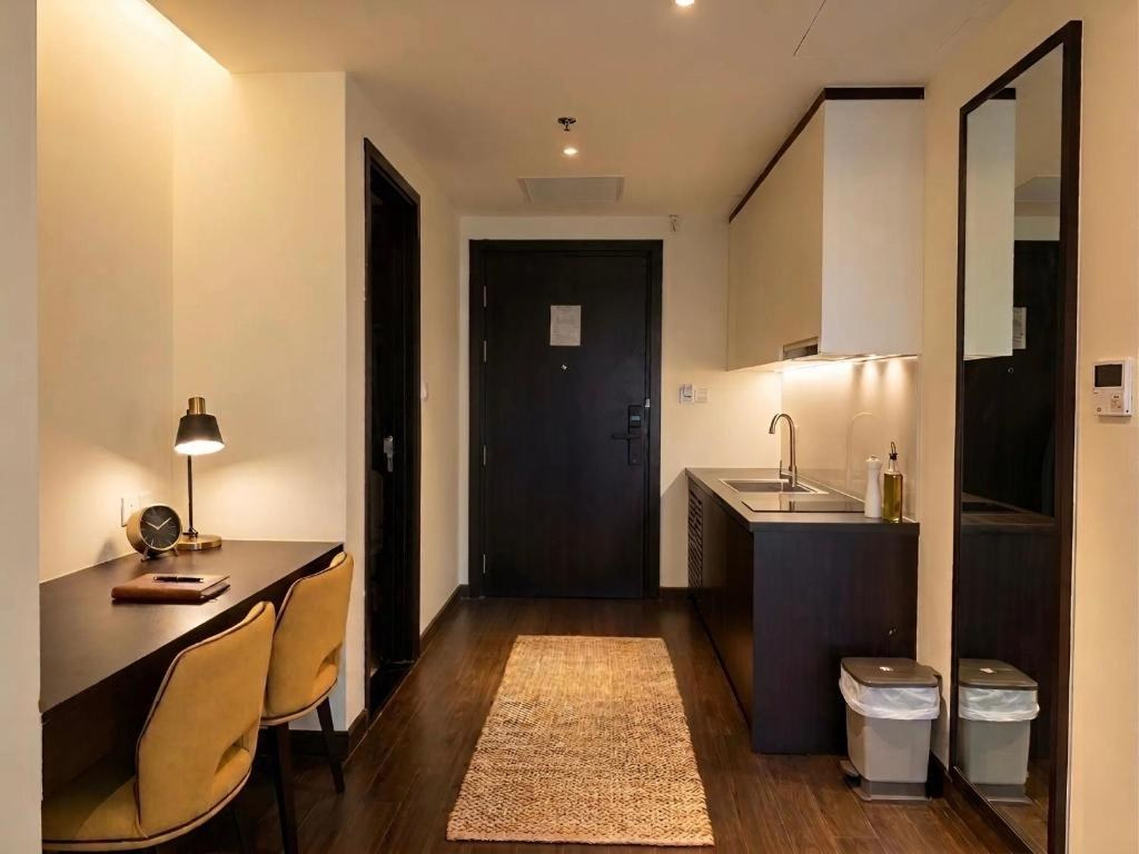 Studio, 2BR Ocean View Apartment - The Sapphire Ha Long - Hình 15