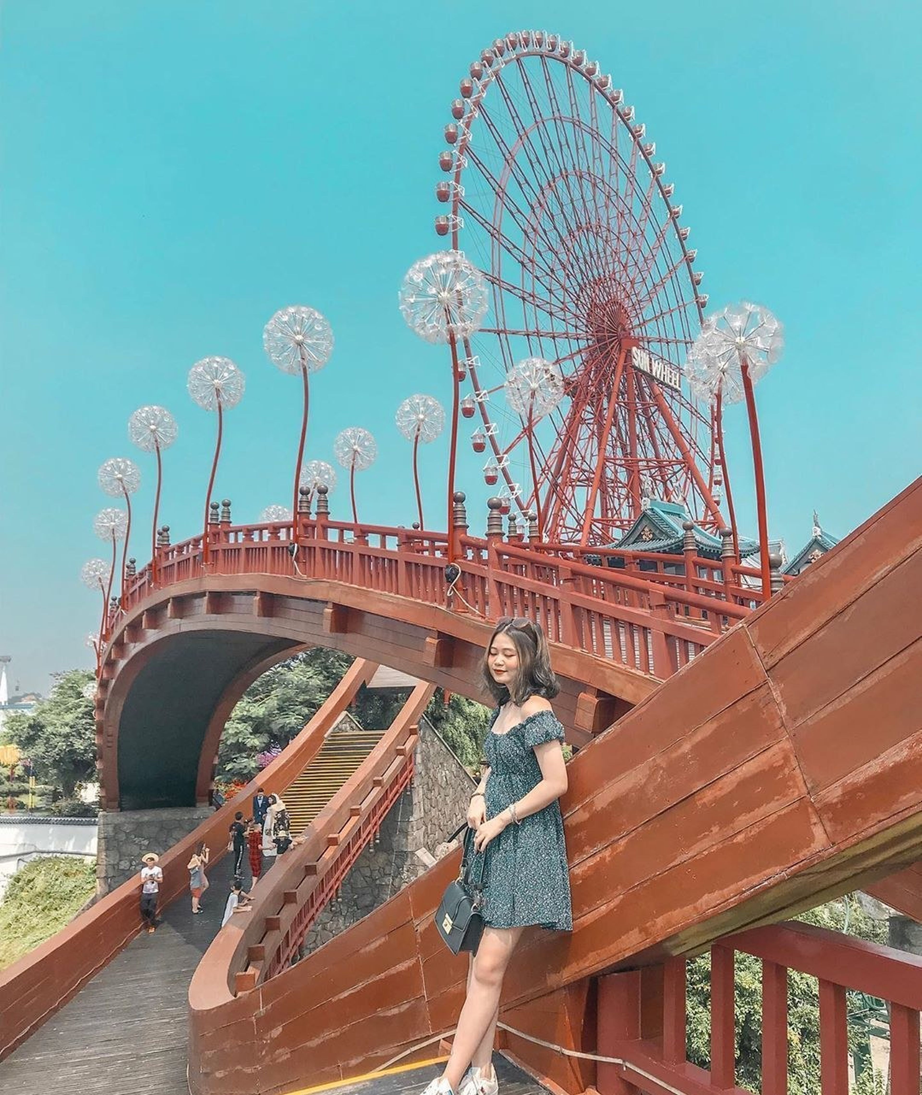Sun Wheel Hạ Long - Vòng quay mặt trời độc đáo nhất Hạ Long - Hình 15