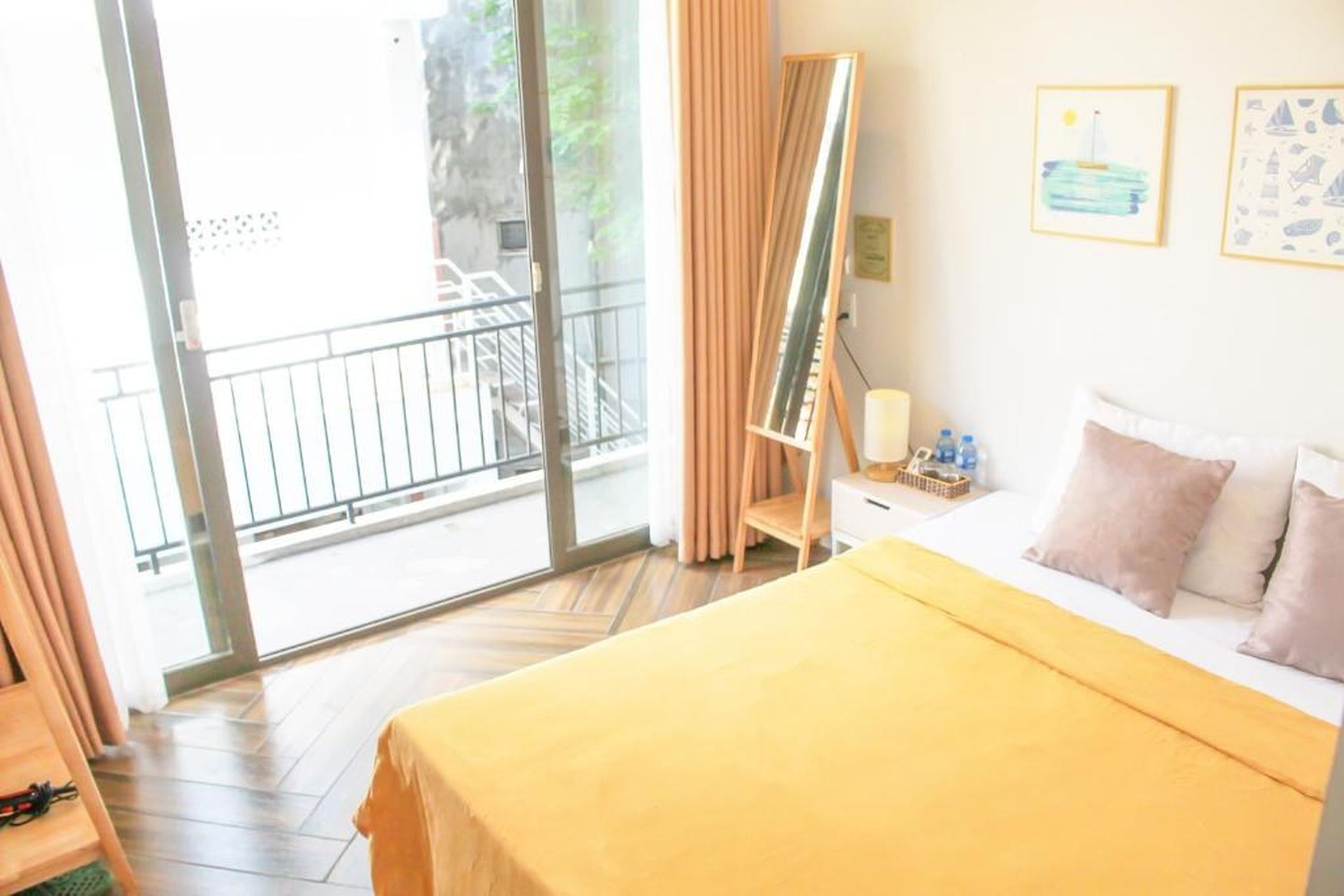 The Bay - Ha Long Homestay - Hình 18