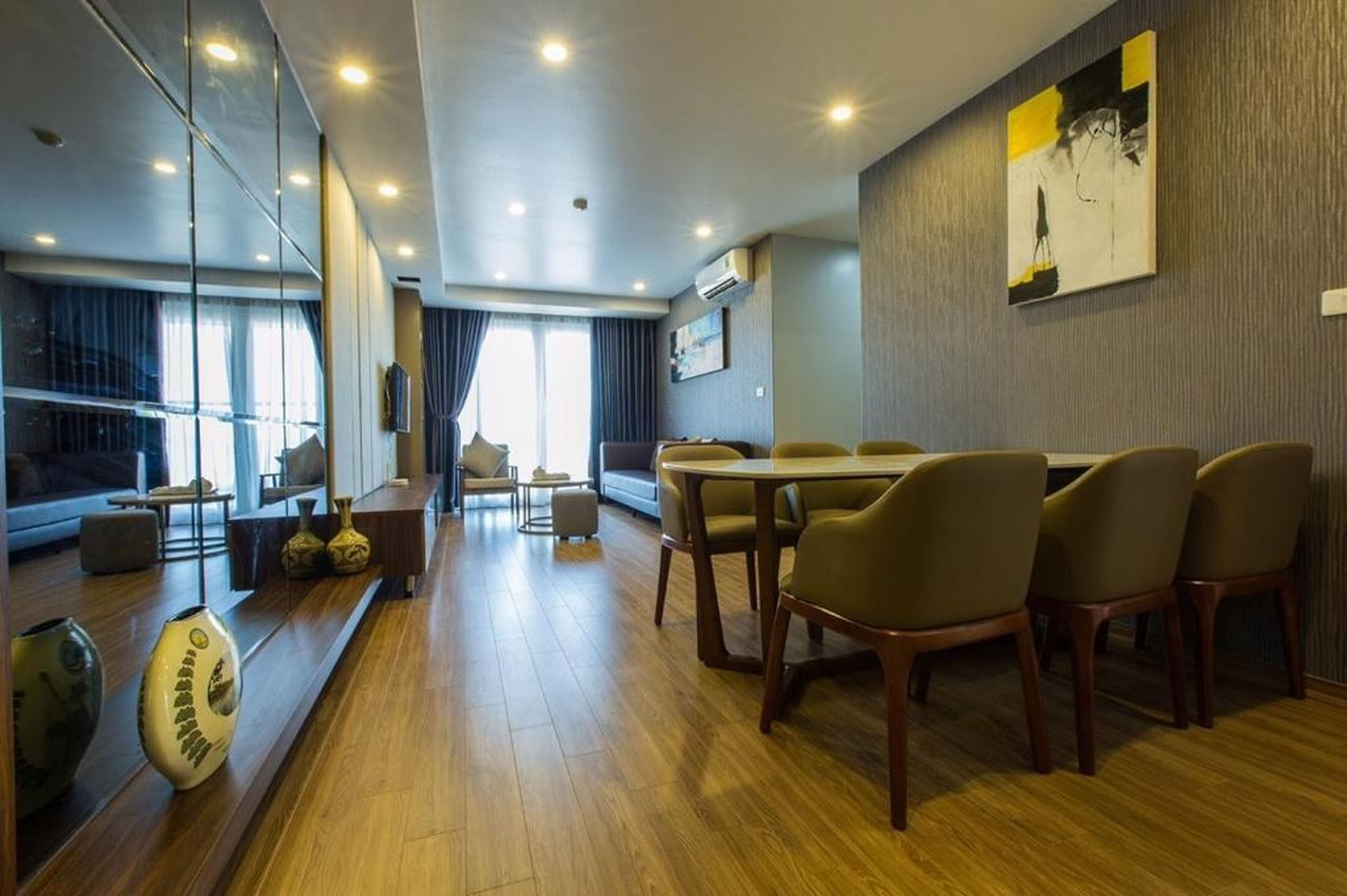 Homestay Ha Long luxury (sea ​​view) - Hình 18