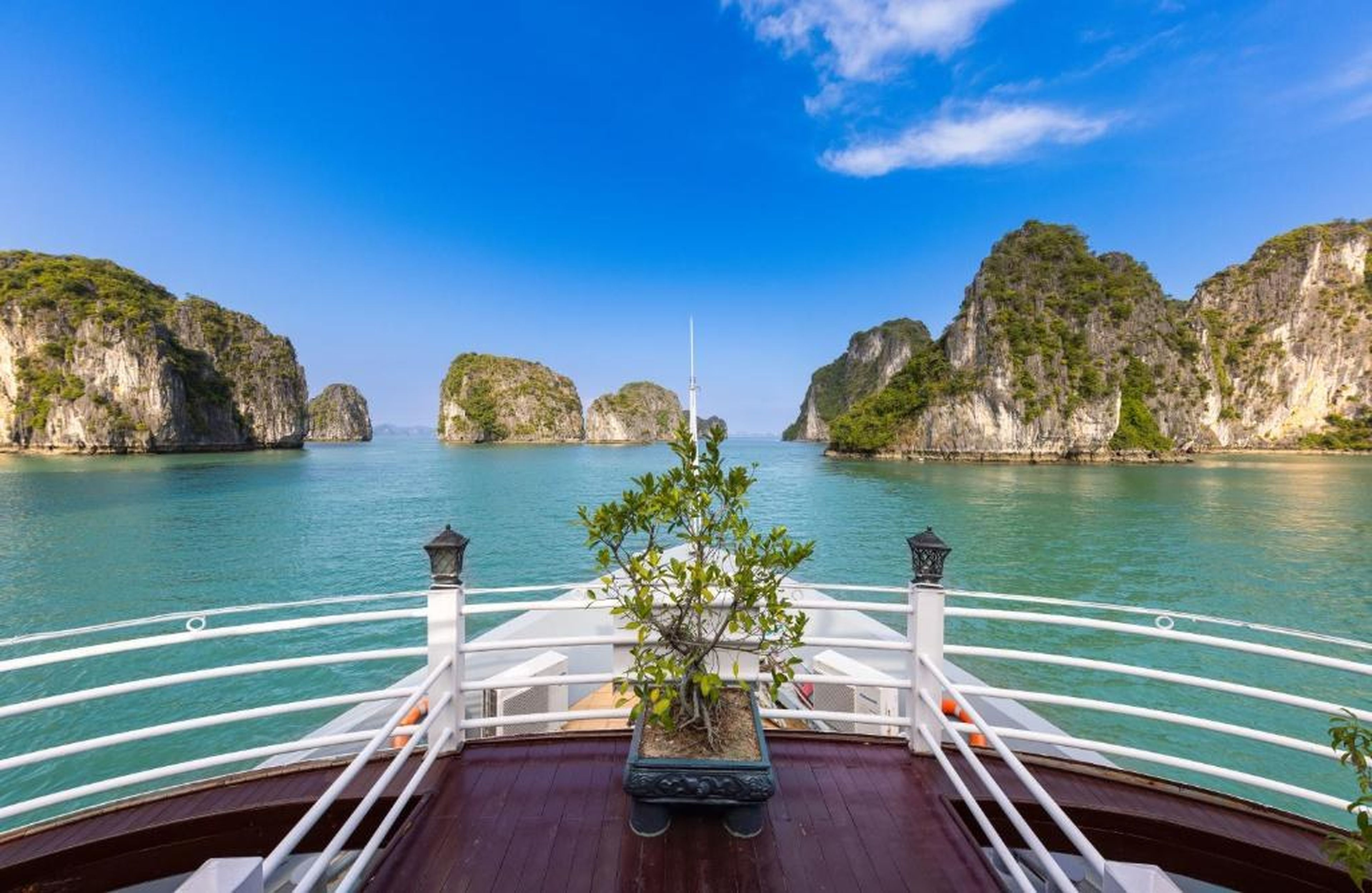 Swan Cruises Halong - Off-the-Beaten-Path Route - Hình 17