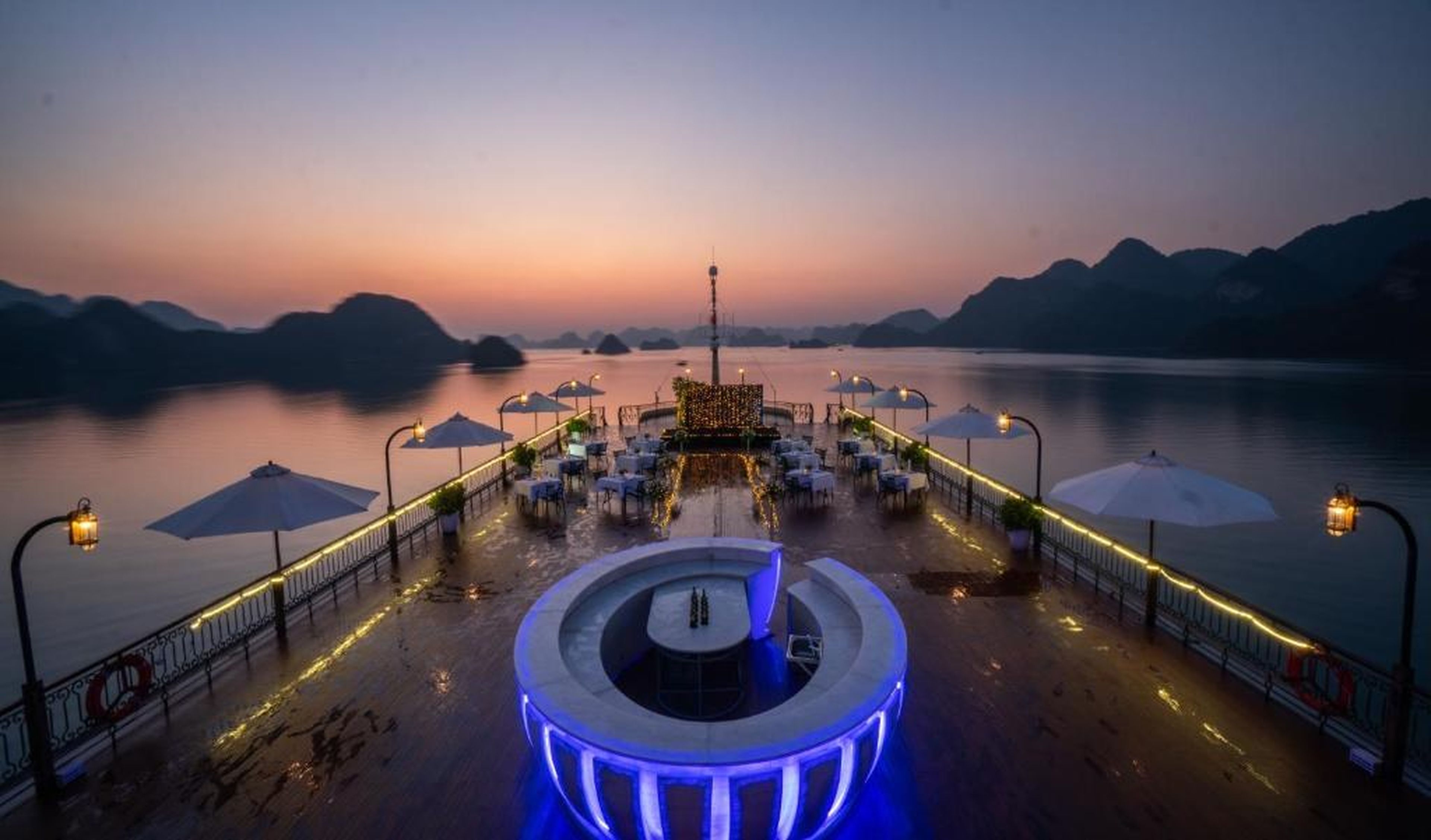 Indochine Cruise Lan Ha Bay - Hình 31