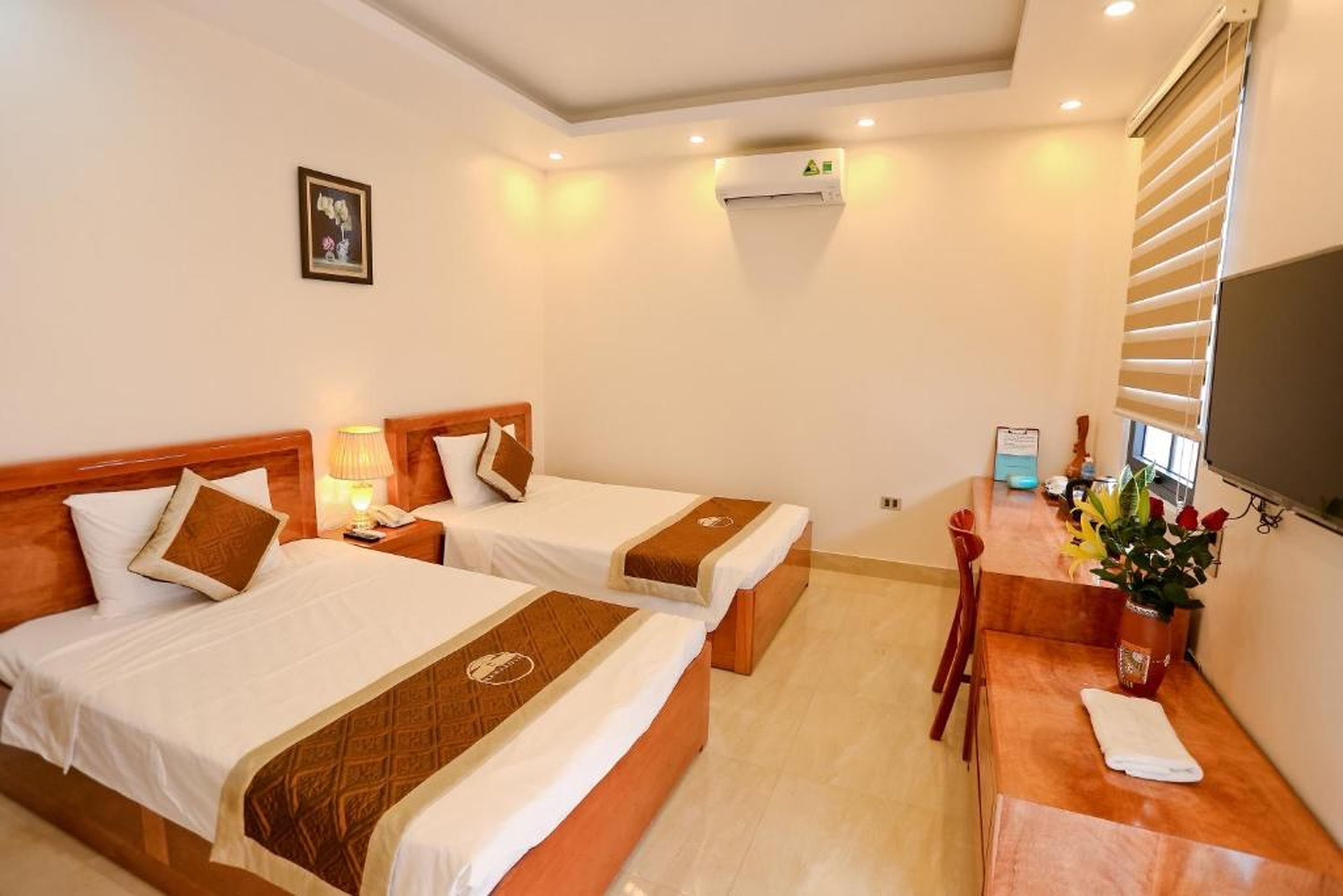 MANAROLA Hotel Bãi Cháy - Hình 24