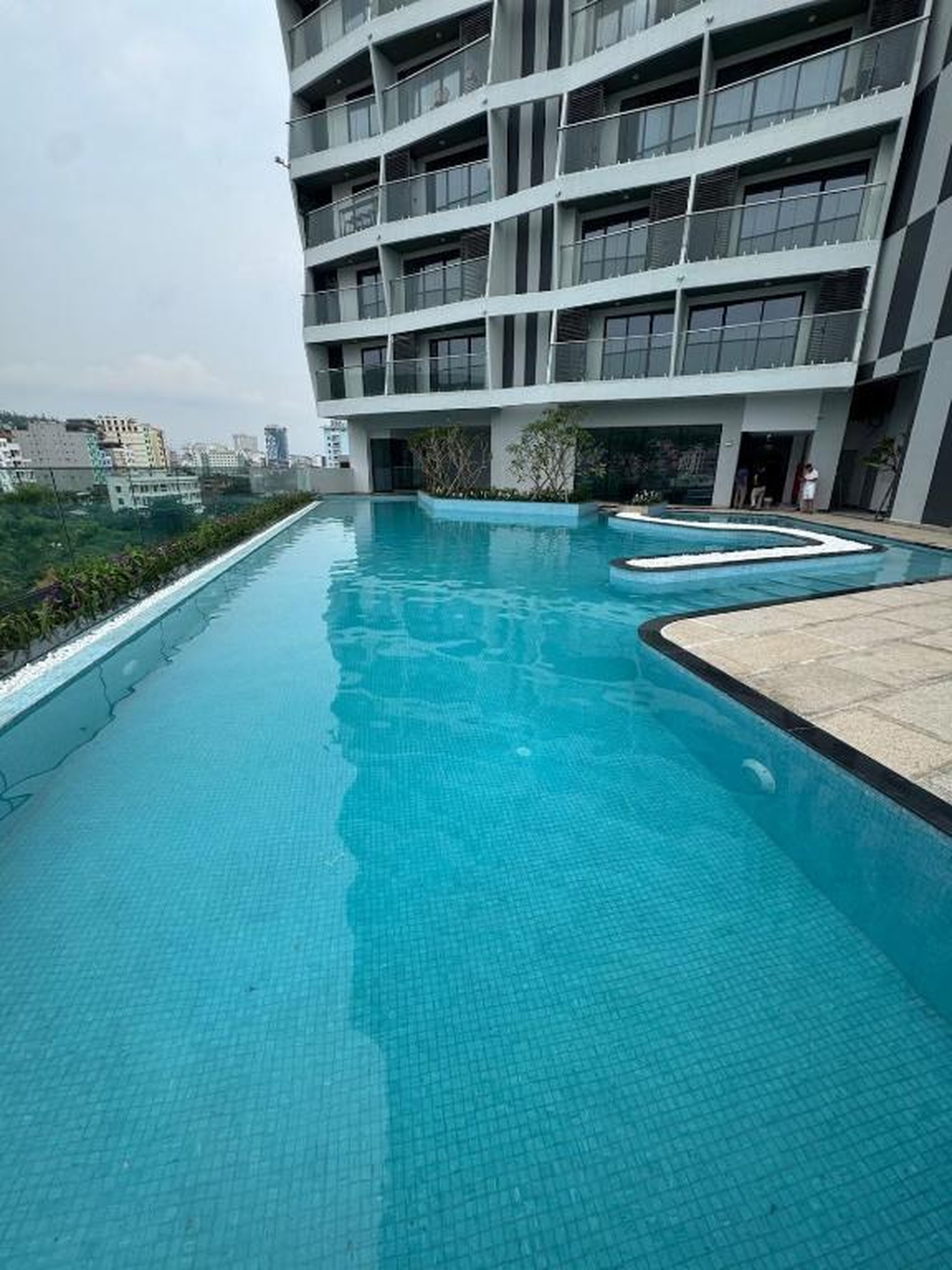 Modern Balcony Studio Near Sun World - The Holiday Ha Long - Hình 6