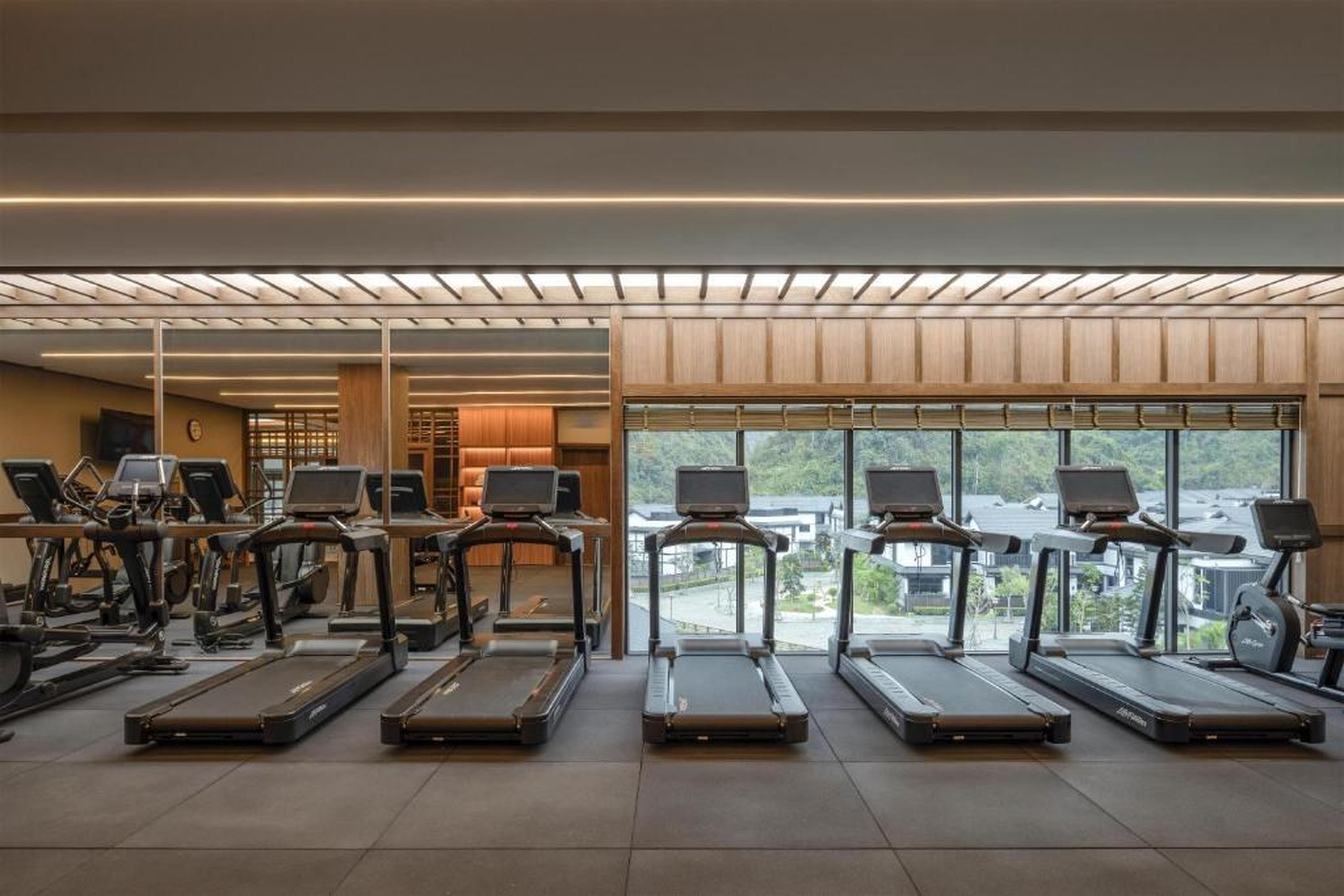 Hilton Quang Hanh Onsen Resort - Hình 26
