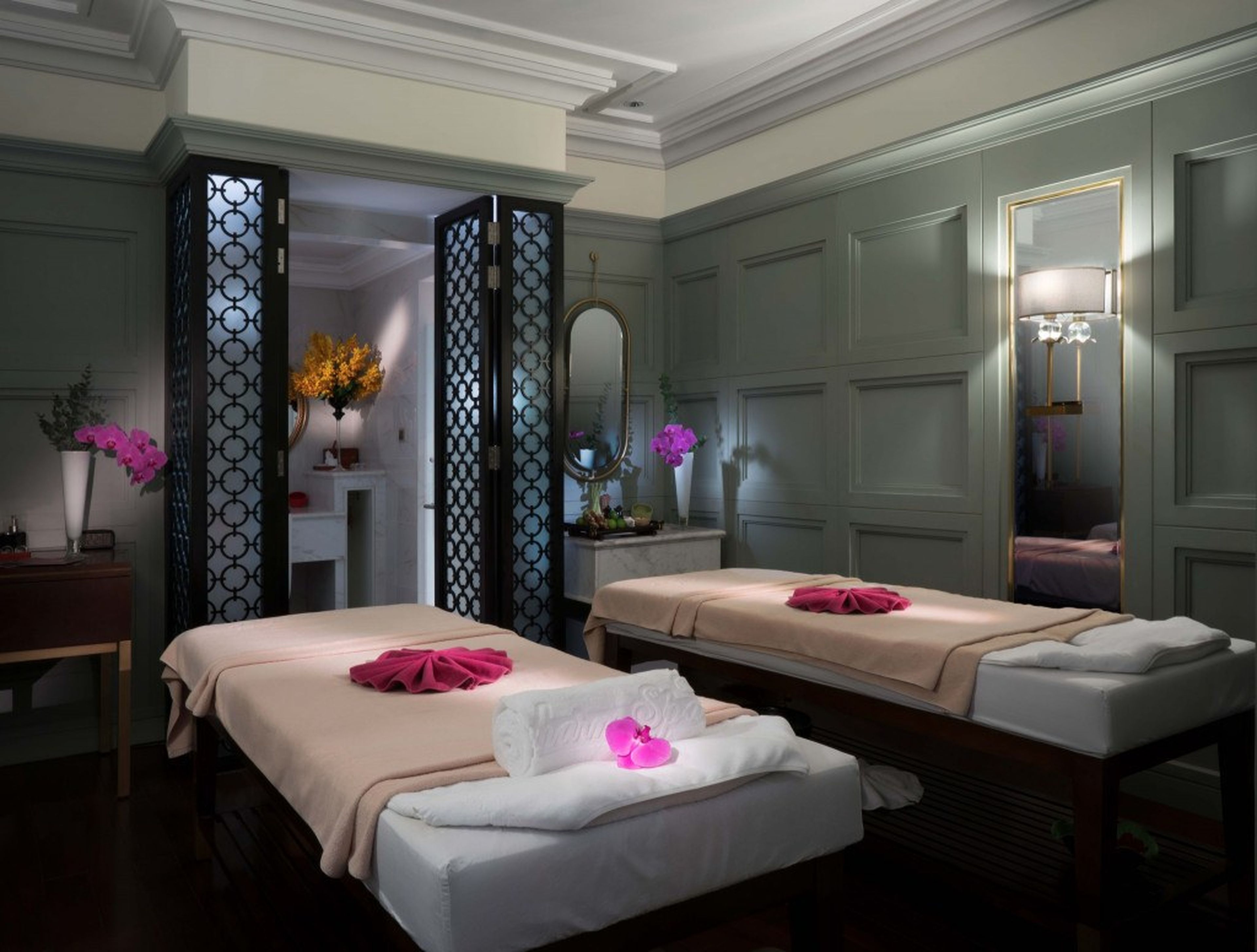 Vui Tết 2024 đong đầy yêu thương tại 5 khách sạn Hạ Long cao cấp giá tốt nhất ở iVIVU - Hình 27
