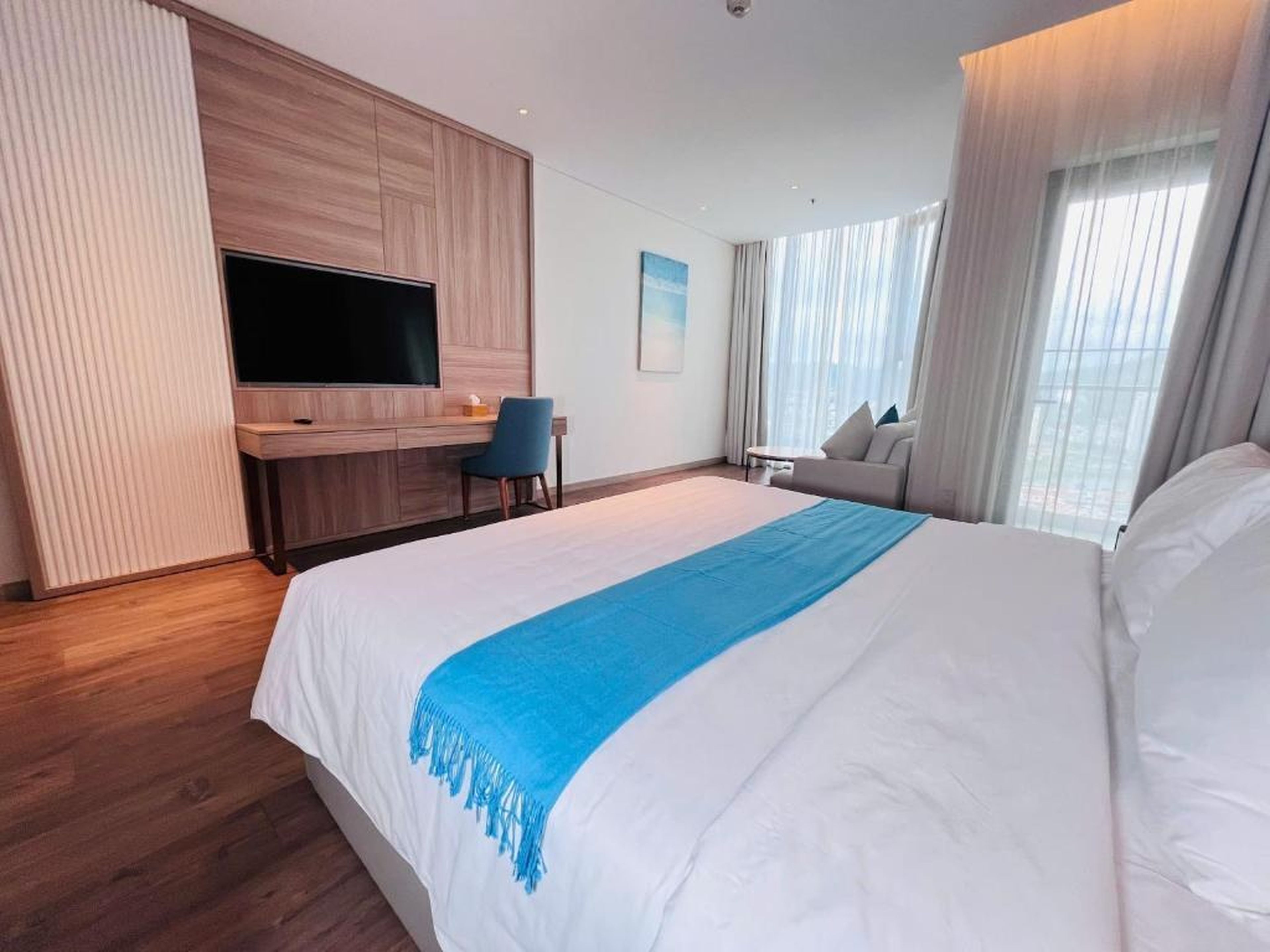 A La Carte Ha Long Apartments by Kevin & Anna - Hình 4