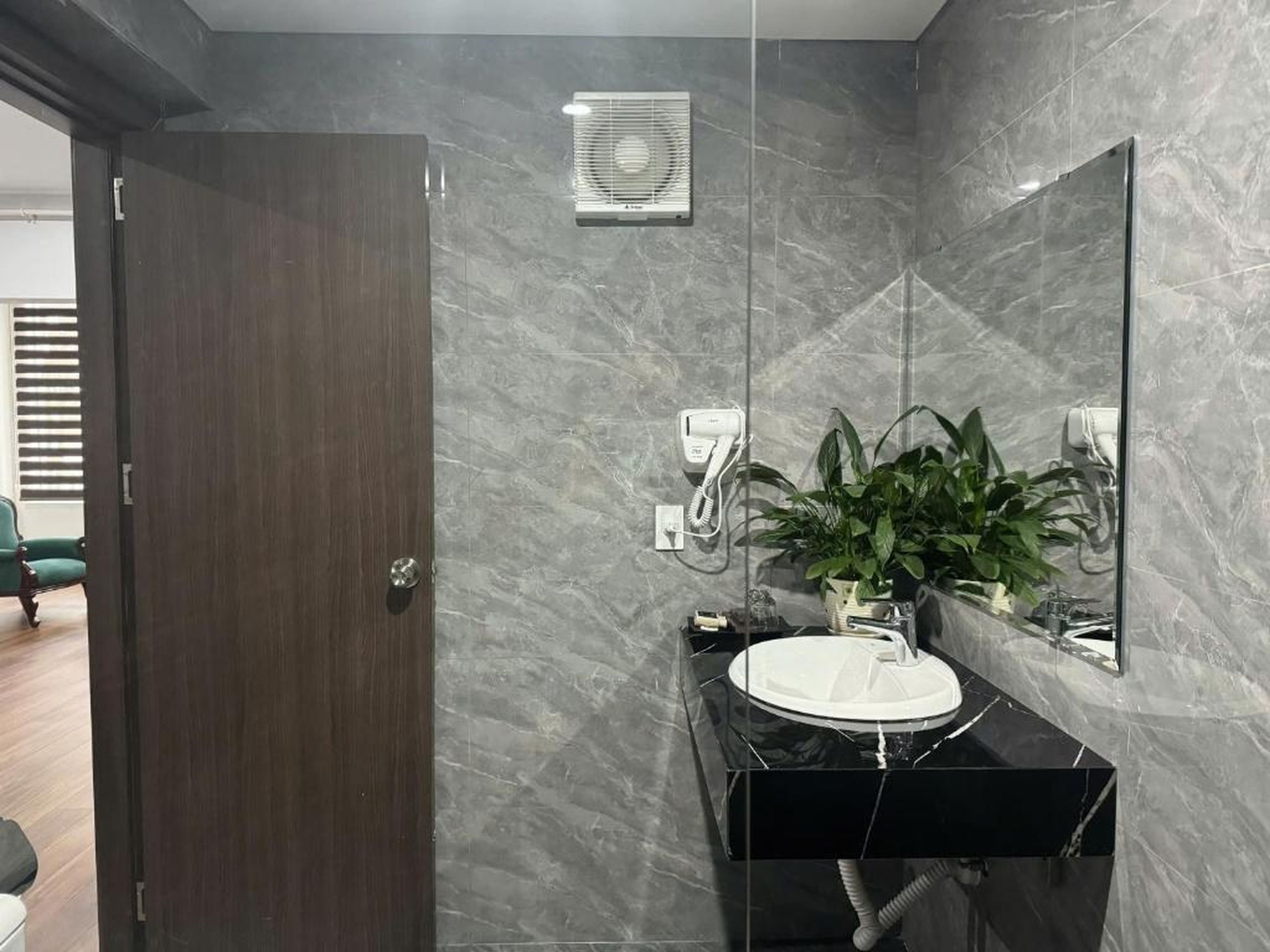 Bạch Đằng Hạ Long Hotel - Hình 15