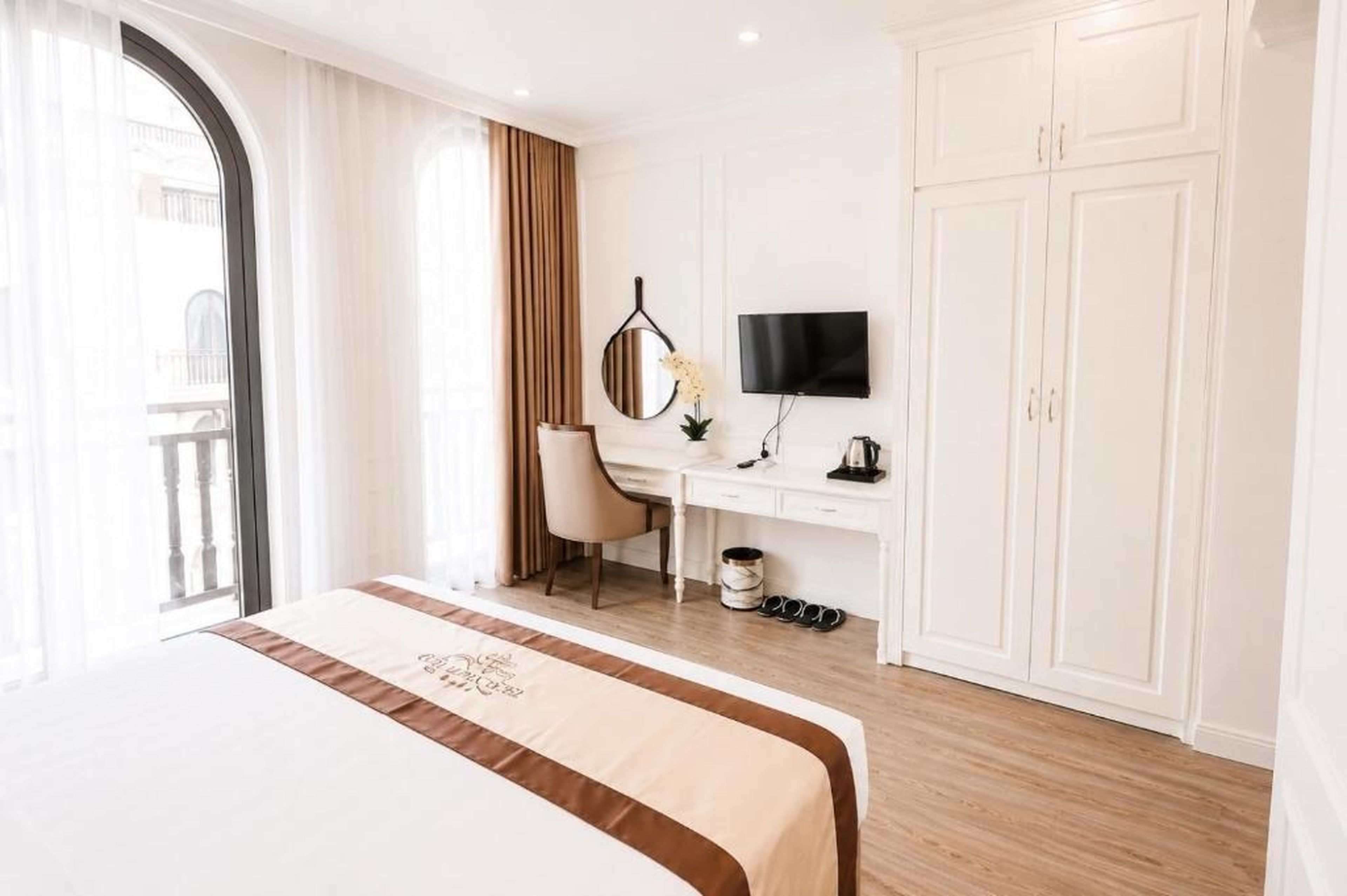 Khách sạn Golden Sea Hạ Long - Hình 28
