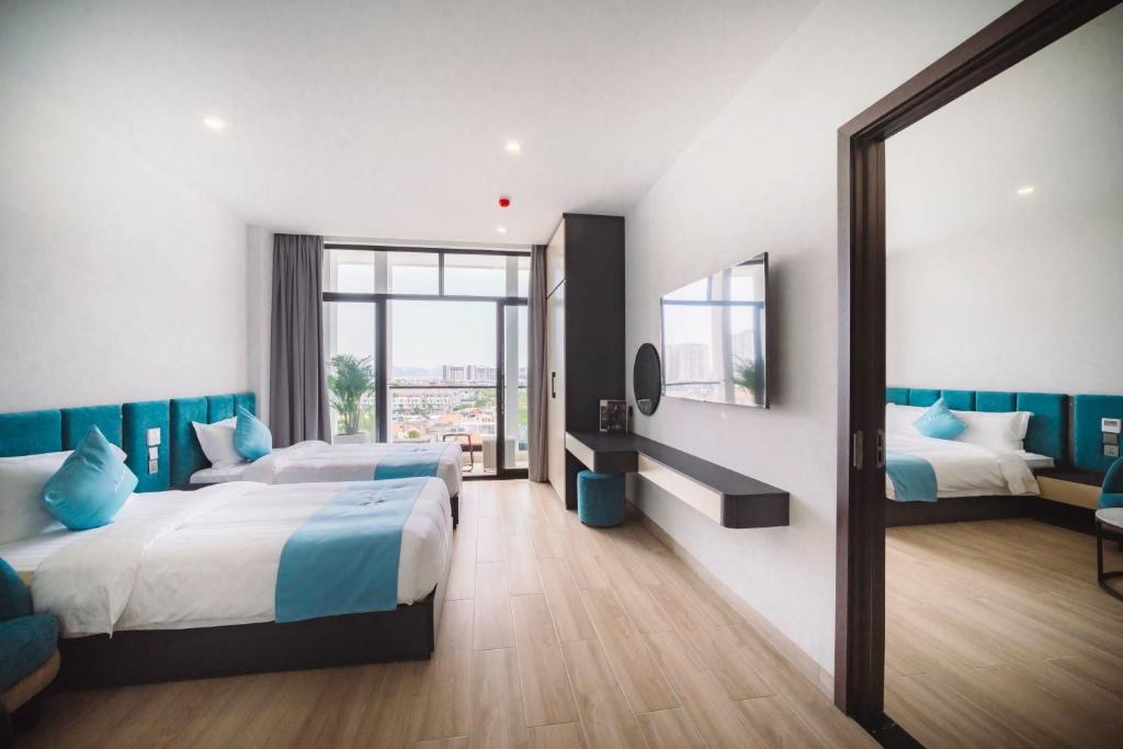 MAREMONTI Luxury 5 Star Hotel - Hình 39