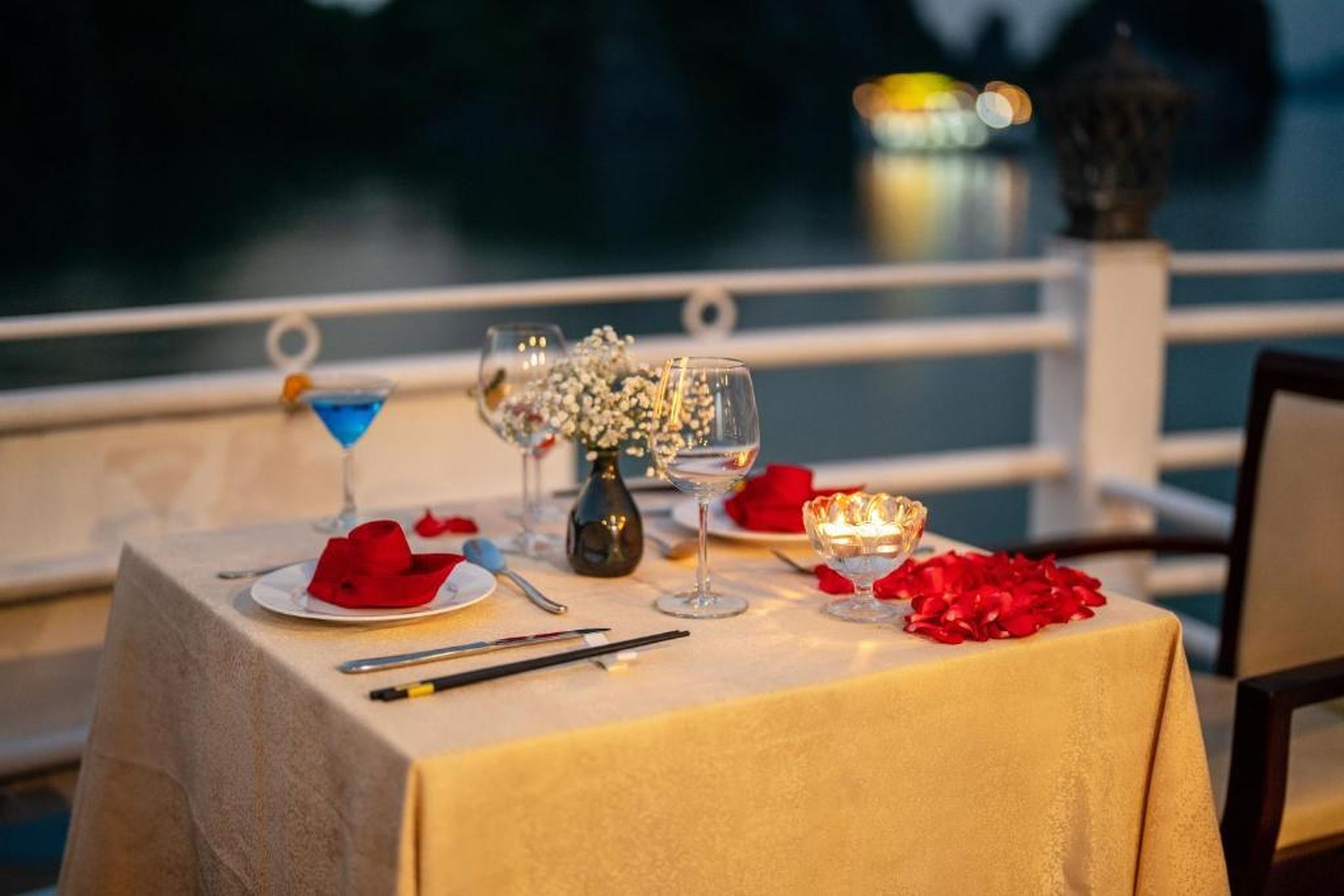 Swan Cruises Halong - Off-the-Beaten-Path Route - Hình 42