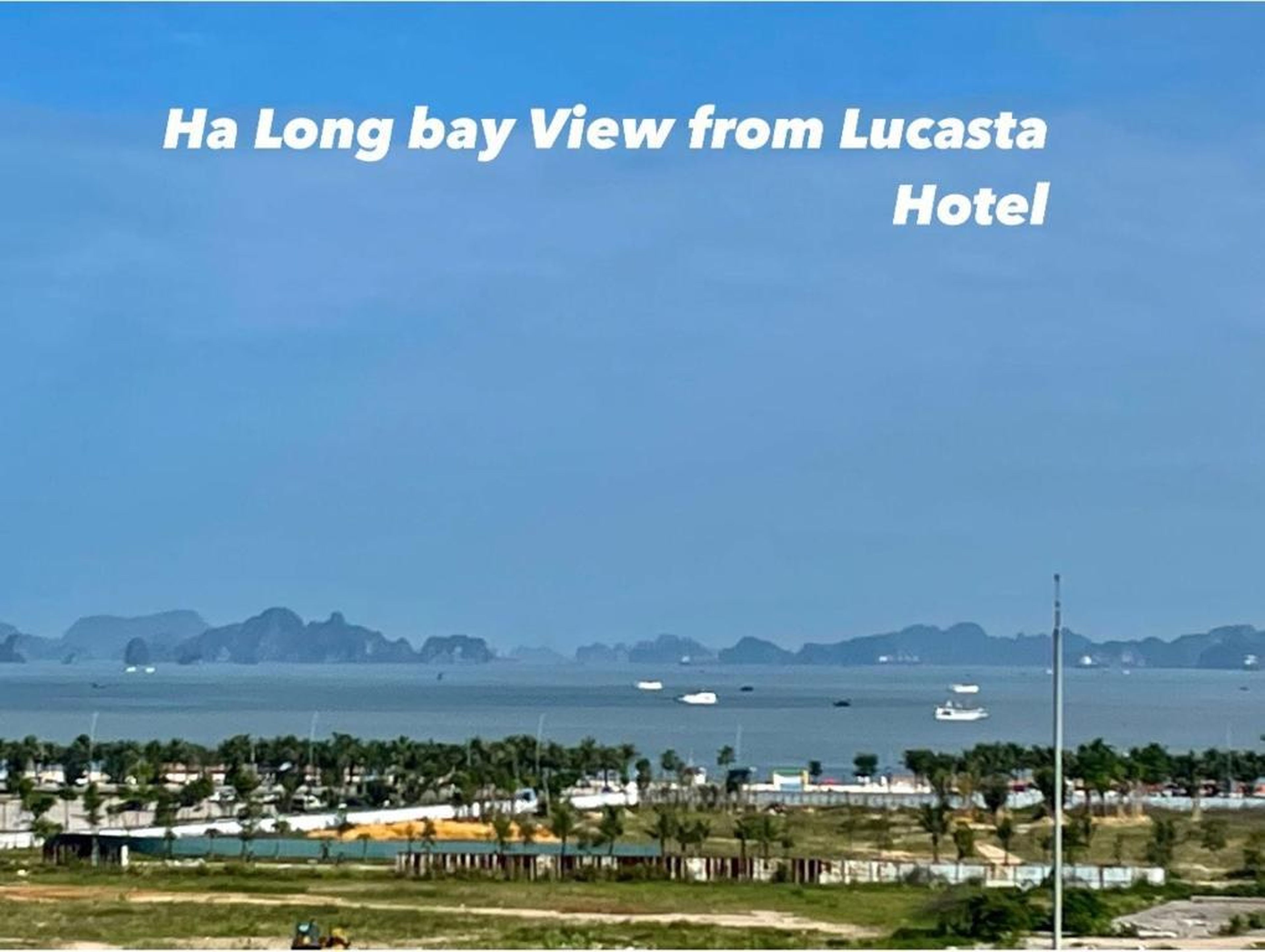 Lucasta Hotel Ha Long - Hình 36