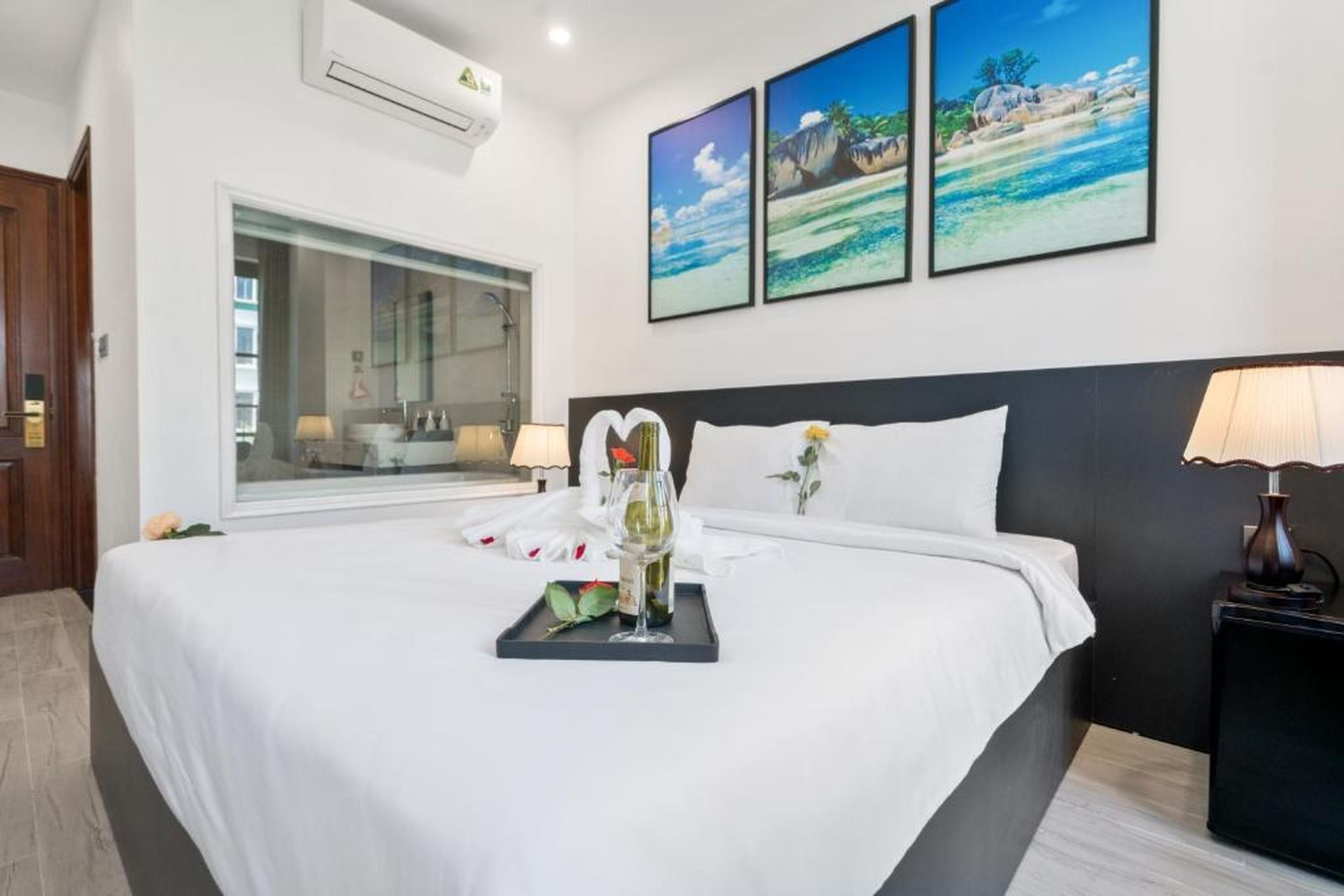 The Enchanted Ha Long Hotel - Bai Chay Beach - Hình 48