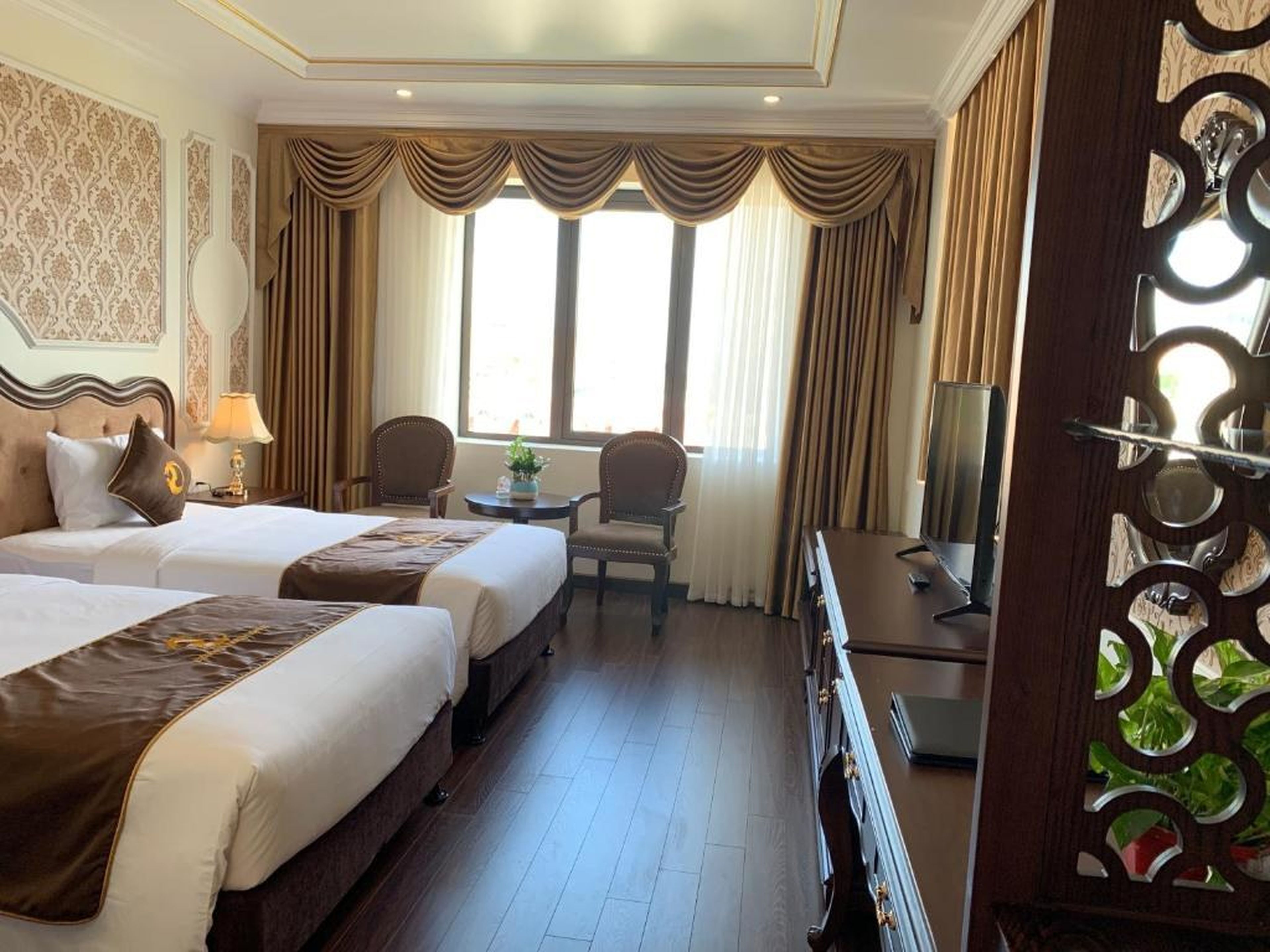 Dragon Legend Hotel - Hình 26