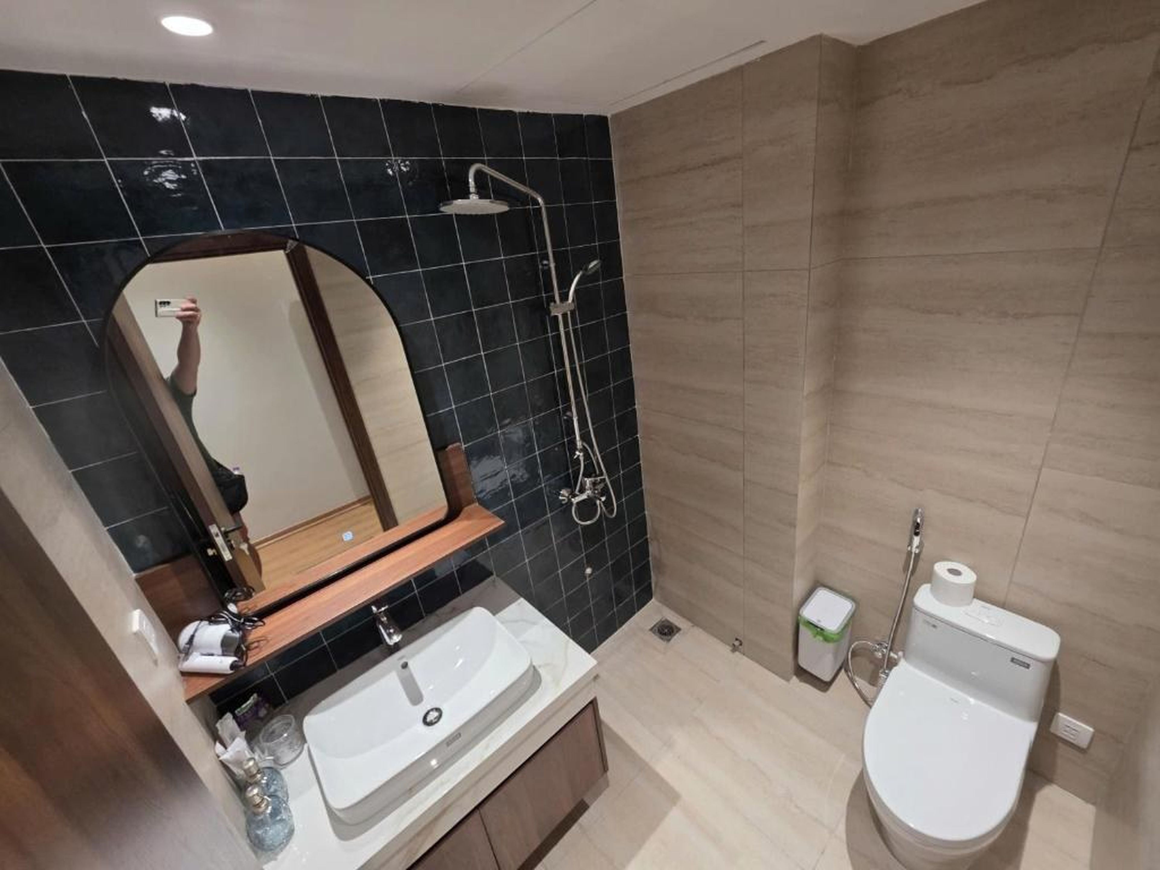Cozy Nest Homestay Ha Long - Hình 4